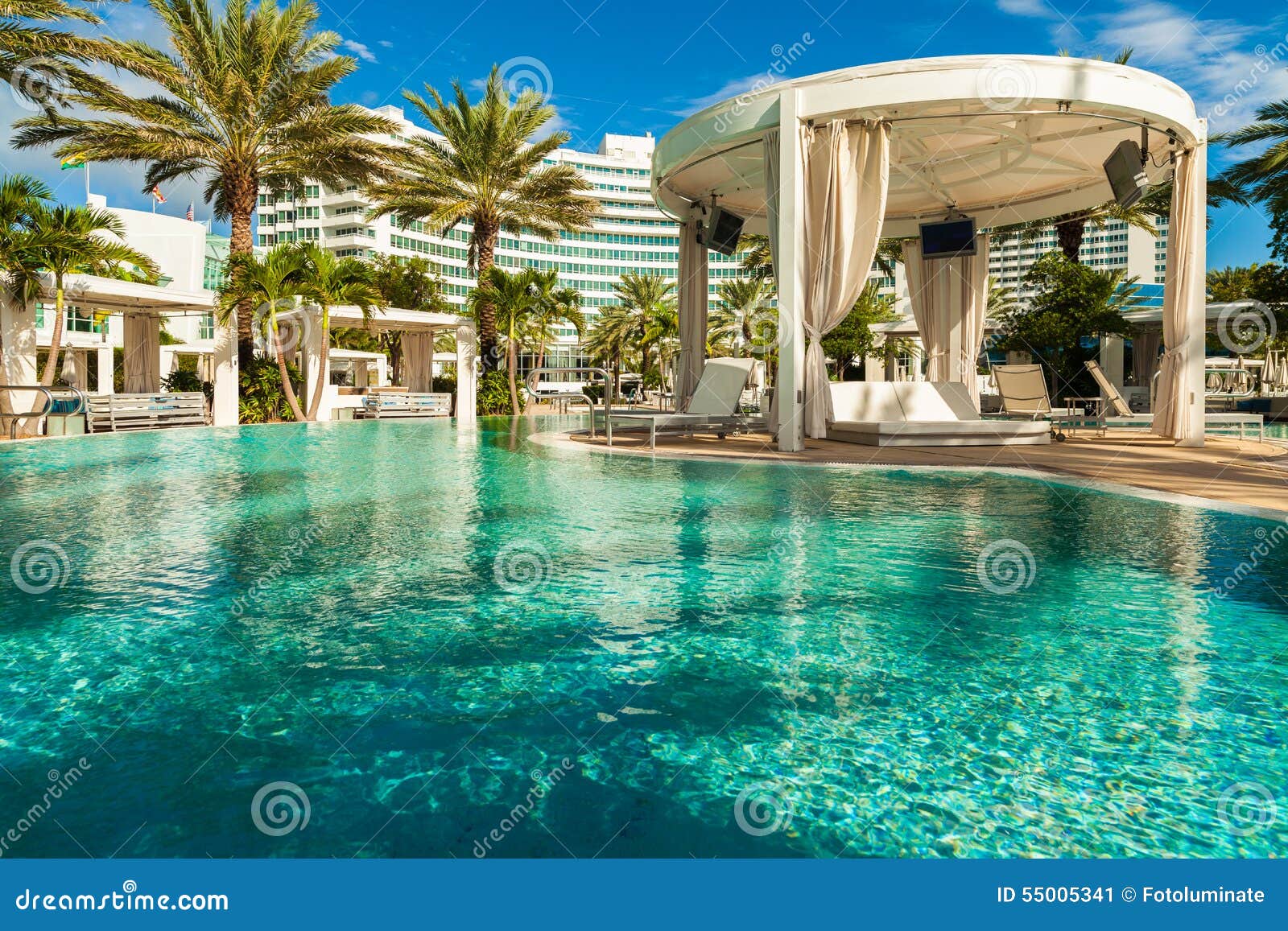 Hôtel De Fontainebleau Photo éditorial Image Du Hôtel 55005341