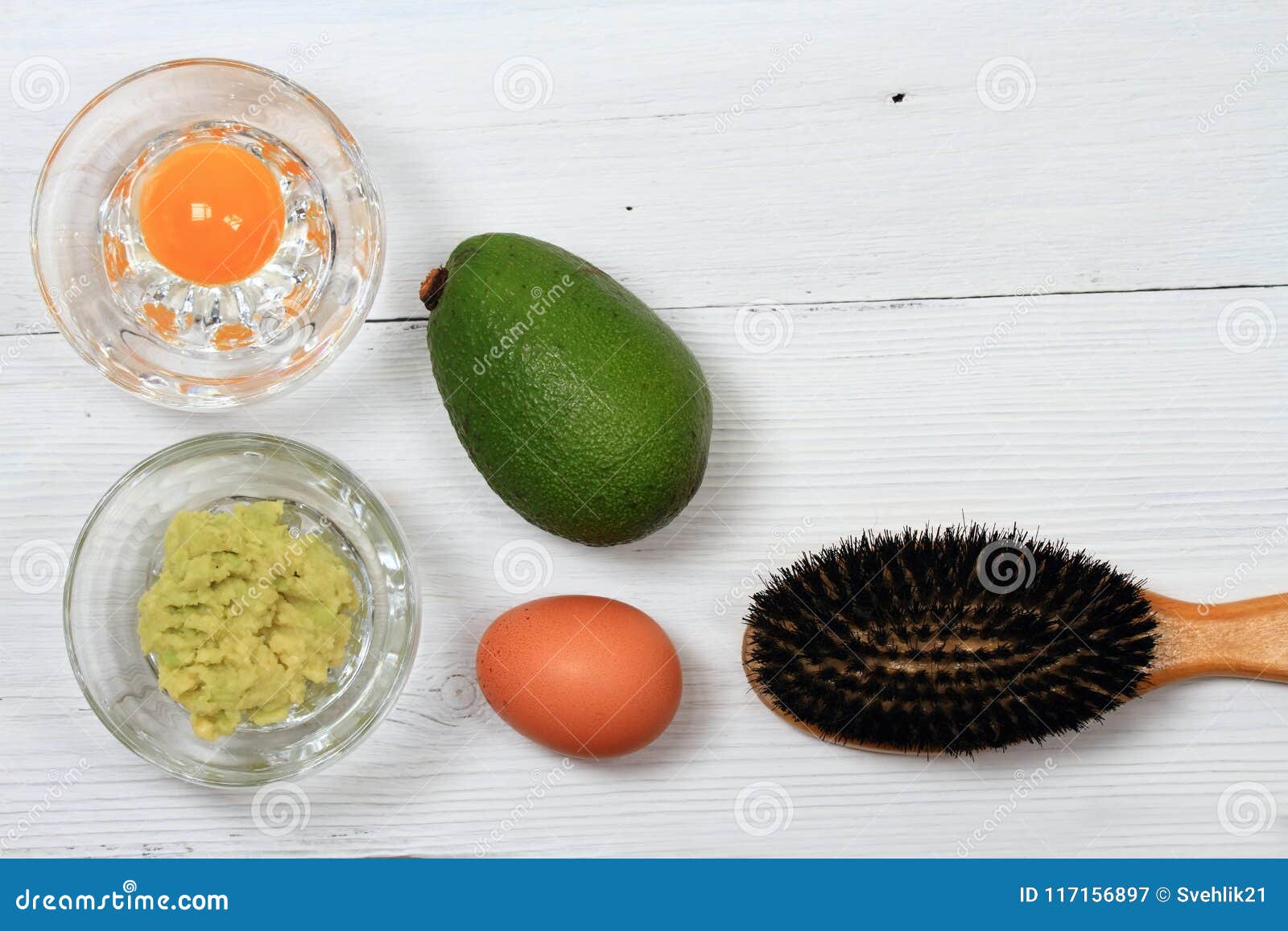 calorie transmissie Worstelen Haarmasker Van Avocado En Ei Stock Afbeelding - Image of vruchten, gezicht:  117156897