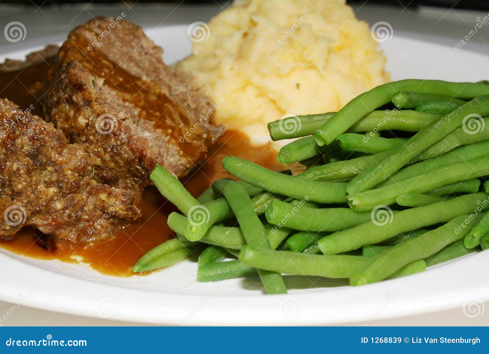 Hackbraten-Abendessen stockbild. Bild von gestampft, bequemlichkeit ...