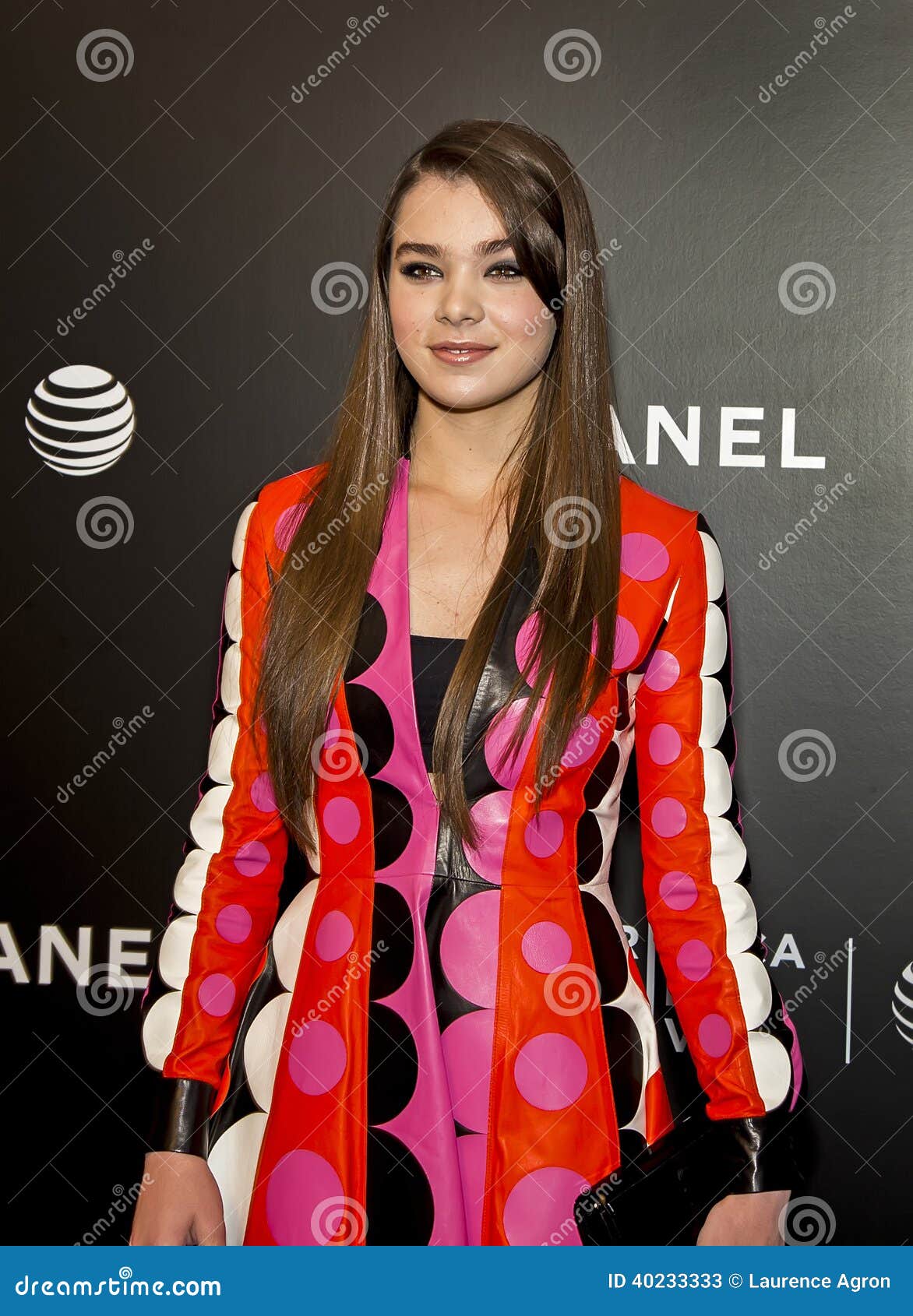 Hailee Steinfeld редакционное стоковое фото. изображение насчитывающей  активаций - 40233333