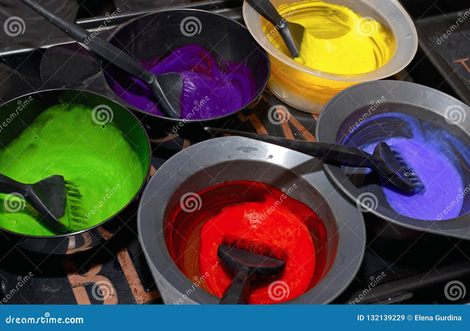Hair Dye in Bowls and Brush Stock Image - Image of color, plastic: 132139229 Hair Dye in Bowls and Brush Stock Image - Image of color, plastic: 132139229
