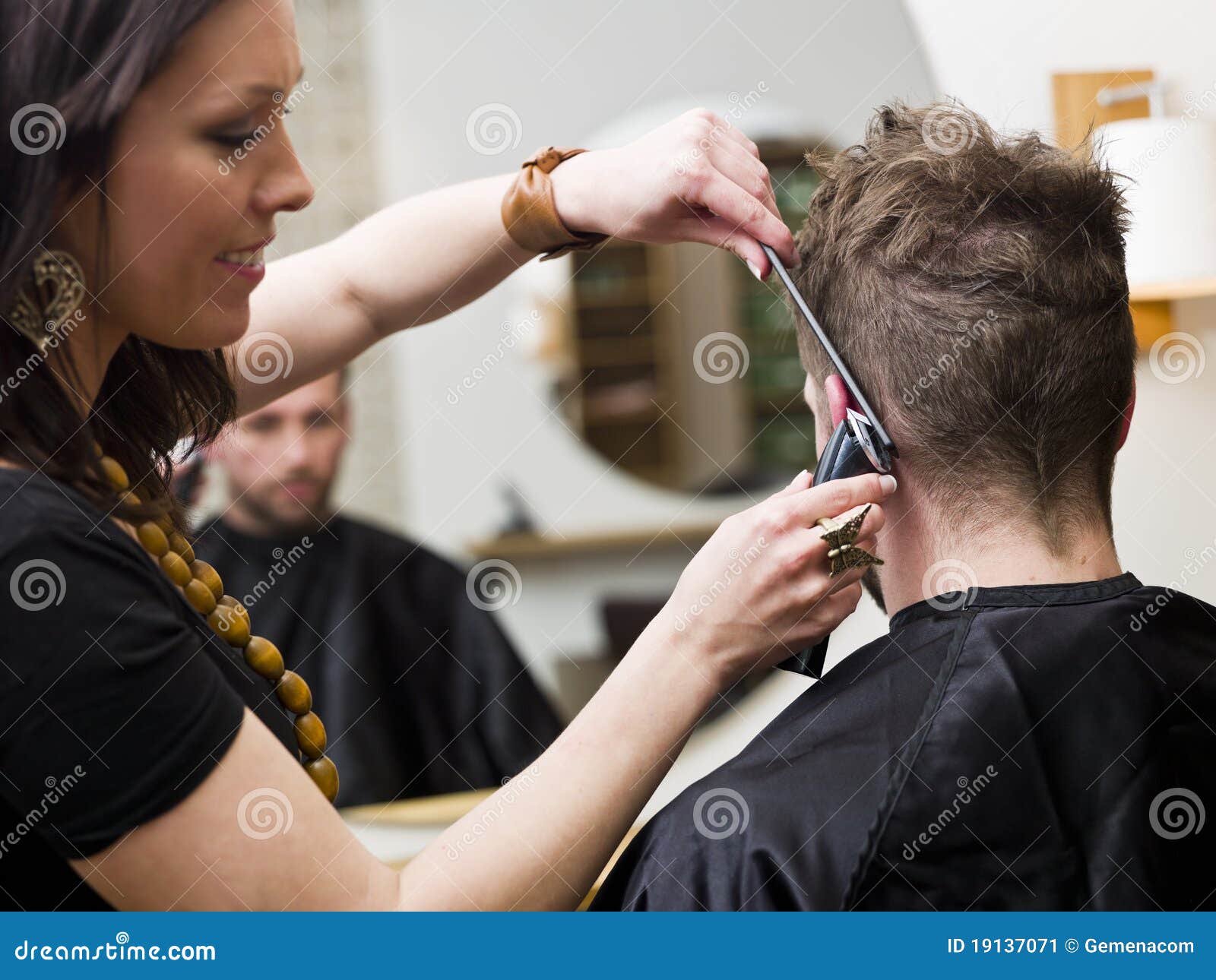 hair salon situation