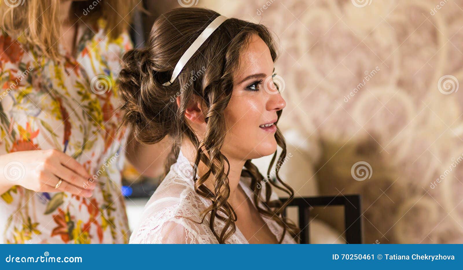 Hair Stylist Makes The Bride Before A Wedding Stock Image Image