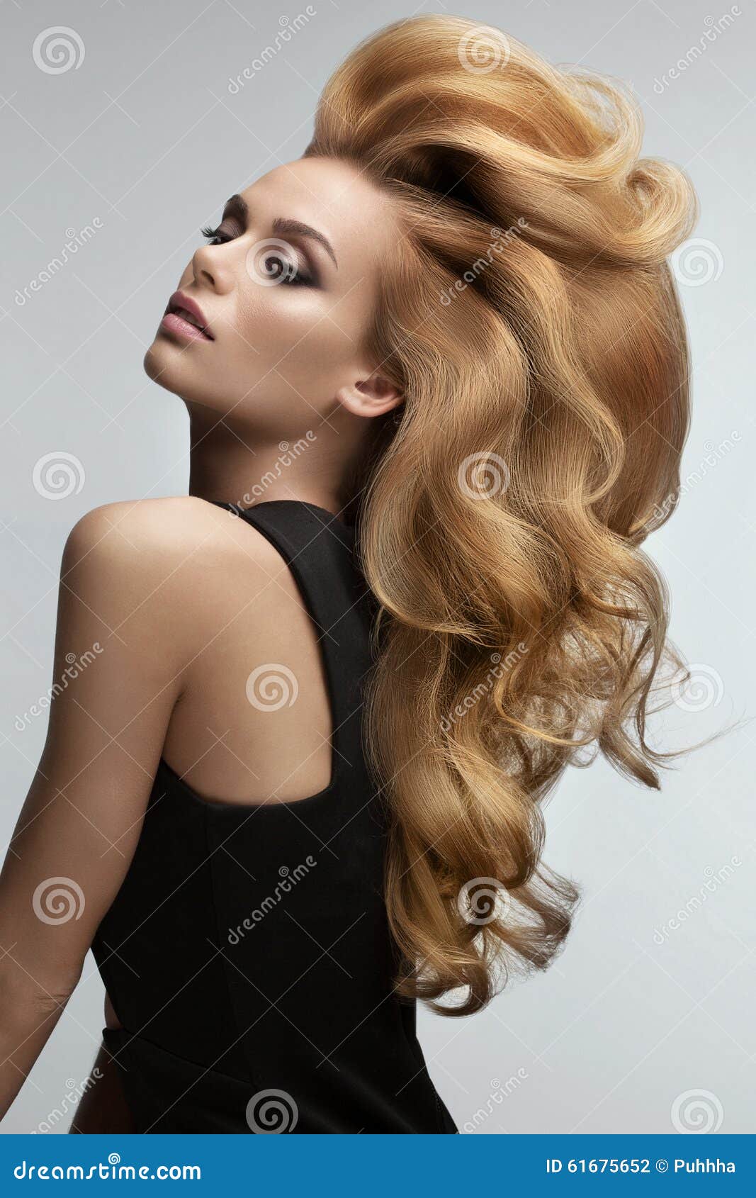 14,020 Hair Volume Stock Photos - Free & Royalty-Free Stock Photos from  Dreamstime