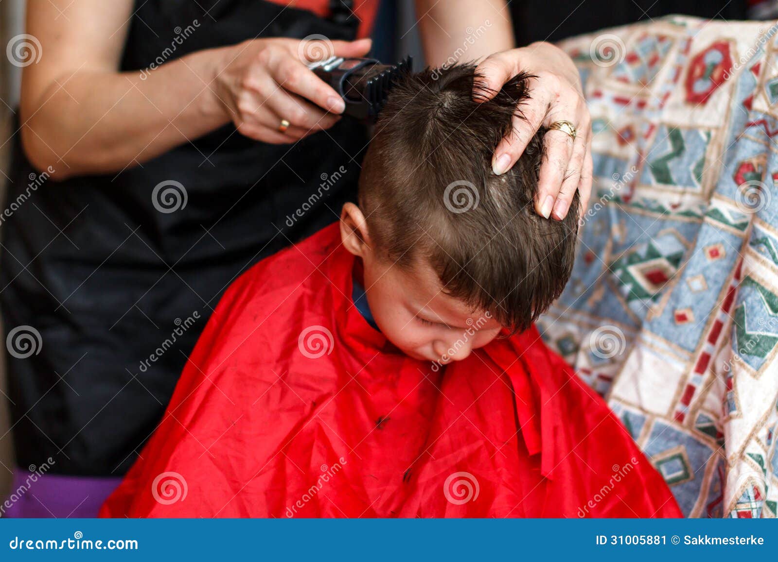 Haircut for Boy at Home with Machine Stock Image - Image of hairstyle,  fingers: 31005881