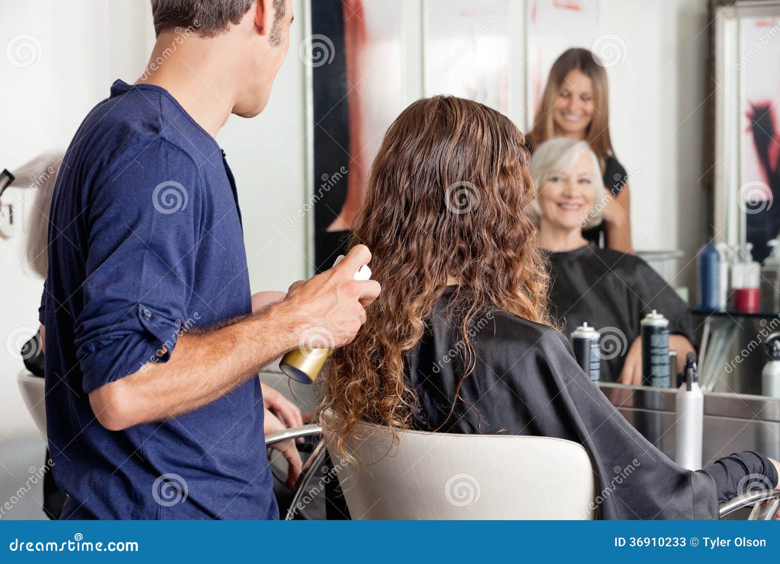 Hairdresser Setting Up Client S Hair Stock Image - Image of girl, hairdo:  36910233