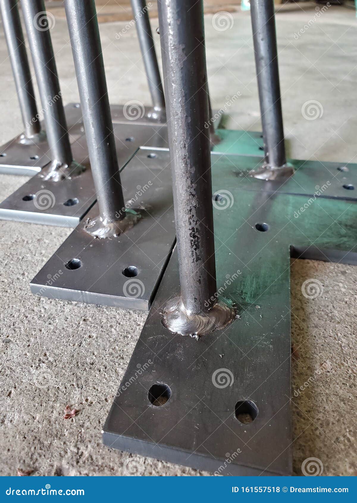 Hairpin tablelegs stock photo. Image of hairpin, trades 161557518