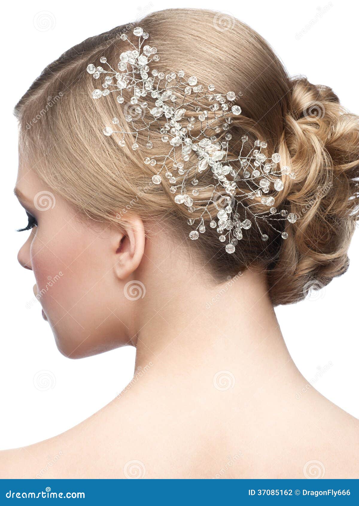hairstyle with hair accessory
