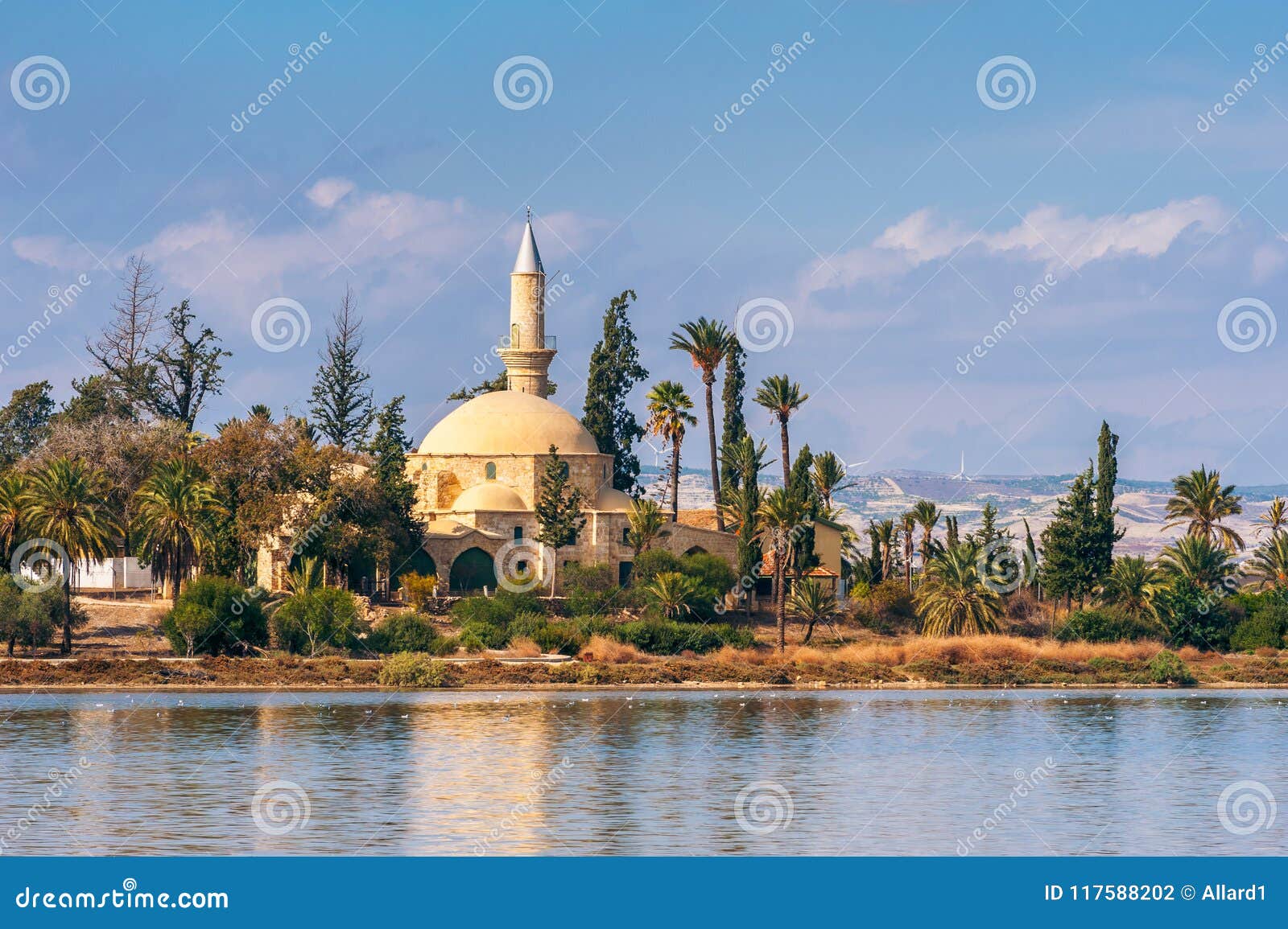 hala sultan tekke mosque in larnaca cyprus