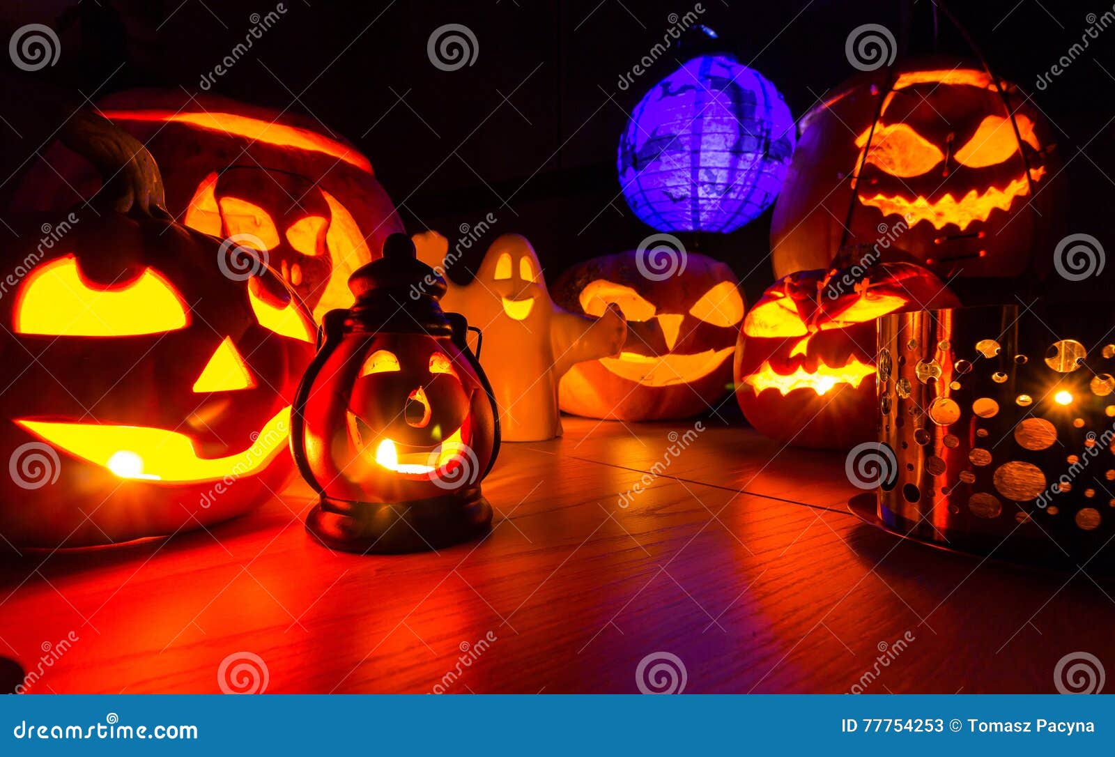 Halloween Pumpkins at Night Dark Scenery Stock Image - Image of gloom ...