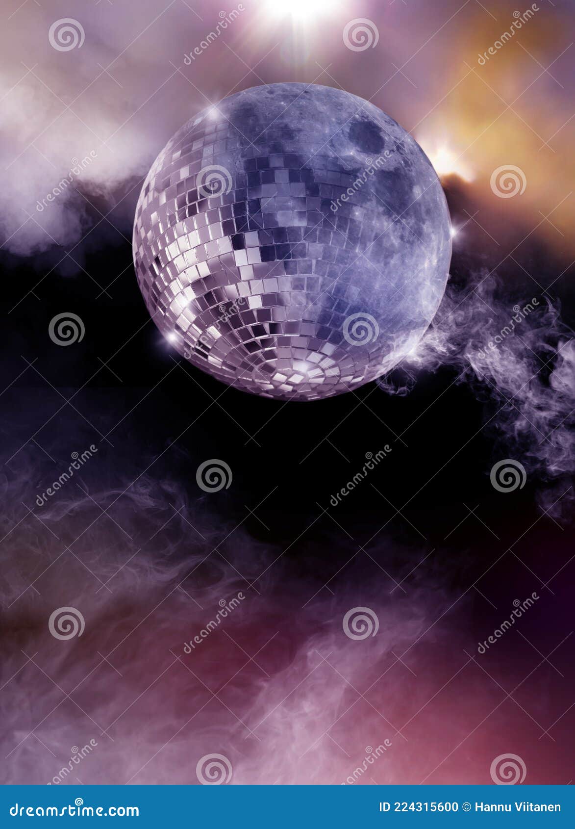 Halloween Thema Mond Disco Spiegel Ball Stockfoto - Bild von unterhaltung,  kugel: 224315600
