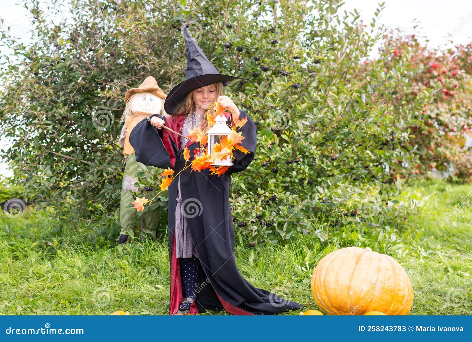 Preços baixos em Homens de penas Fantasia de Halloween Chapéus e