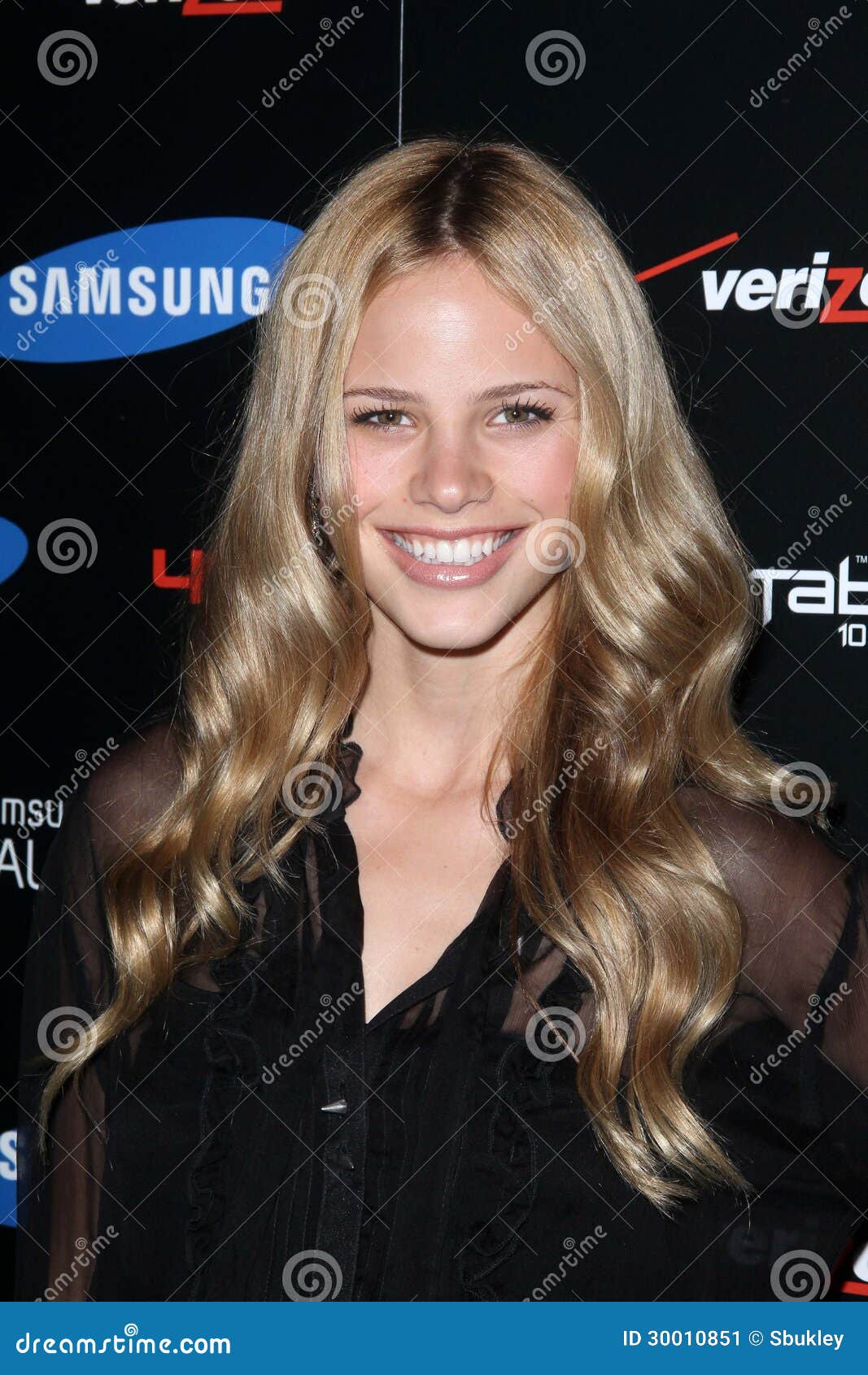 Halston Sage Editorial Photo 166537059