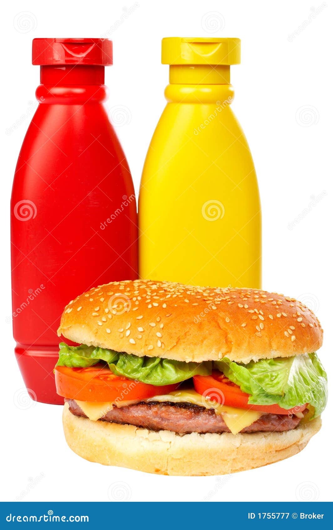 Hamburger Avec Des Bouteilles De Moutarde Et De Ketchup Image stock