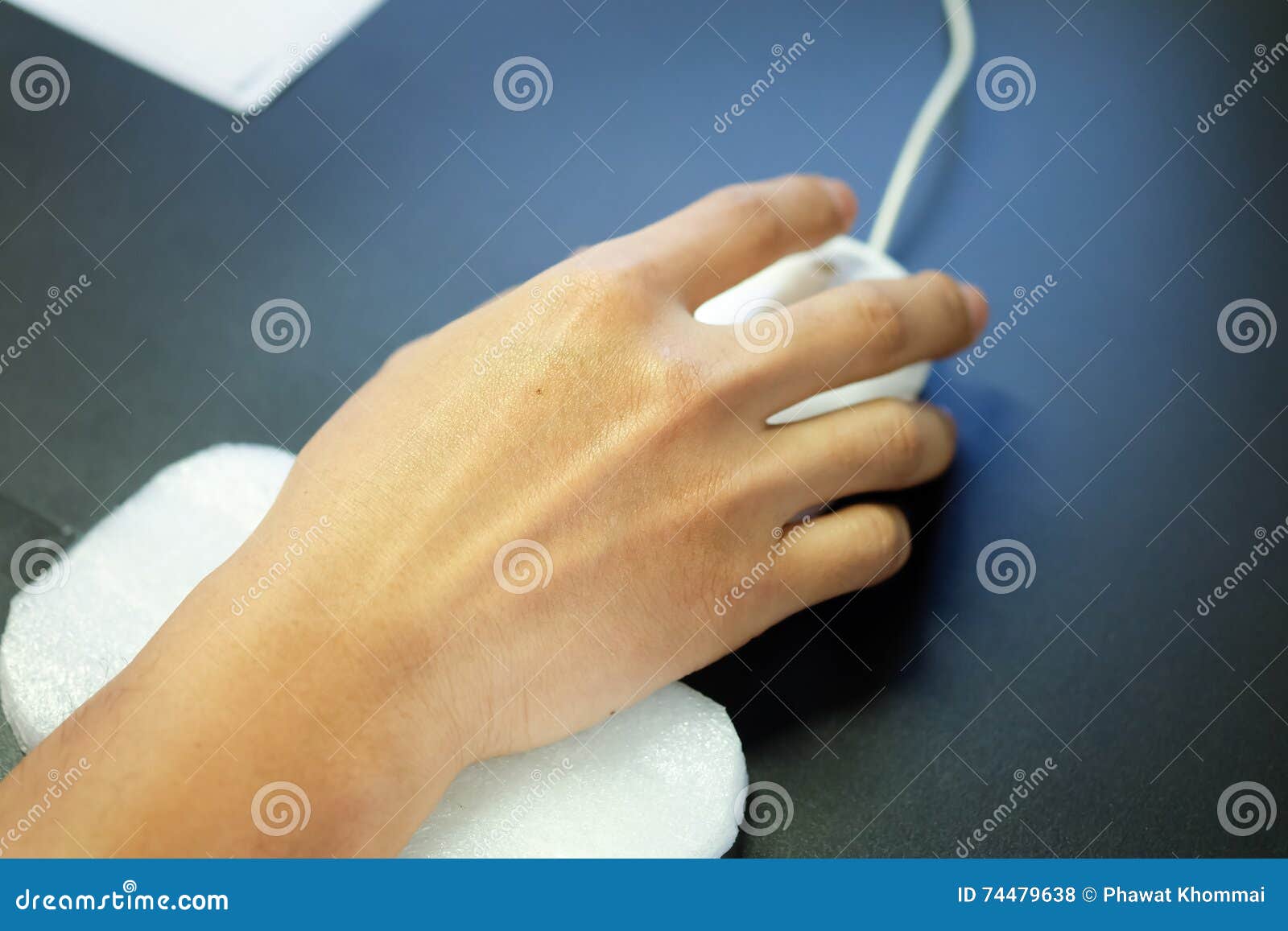 white drag clicking mouse white drag clicking mouse