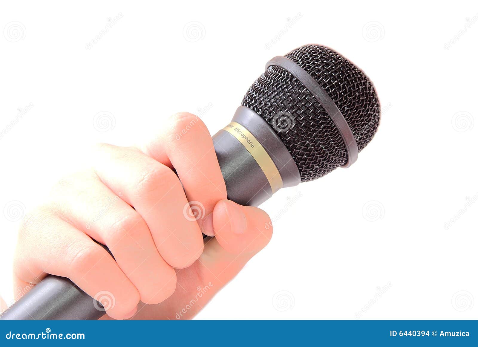 How to hold a microphone