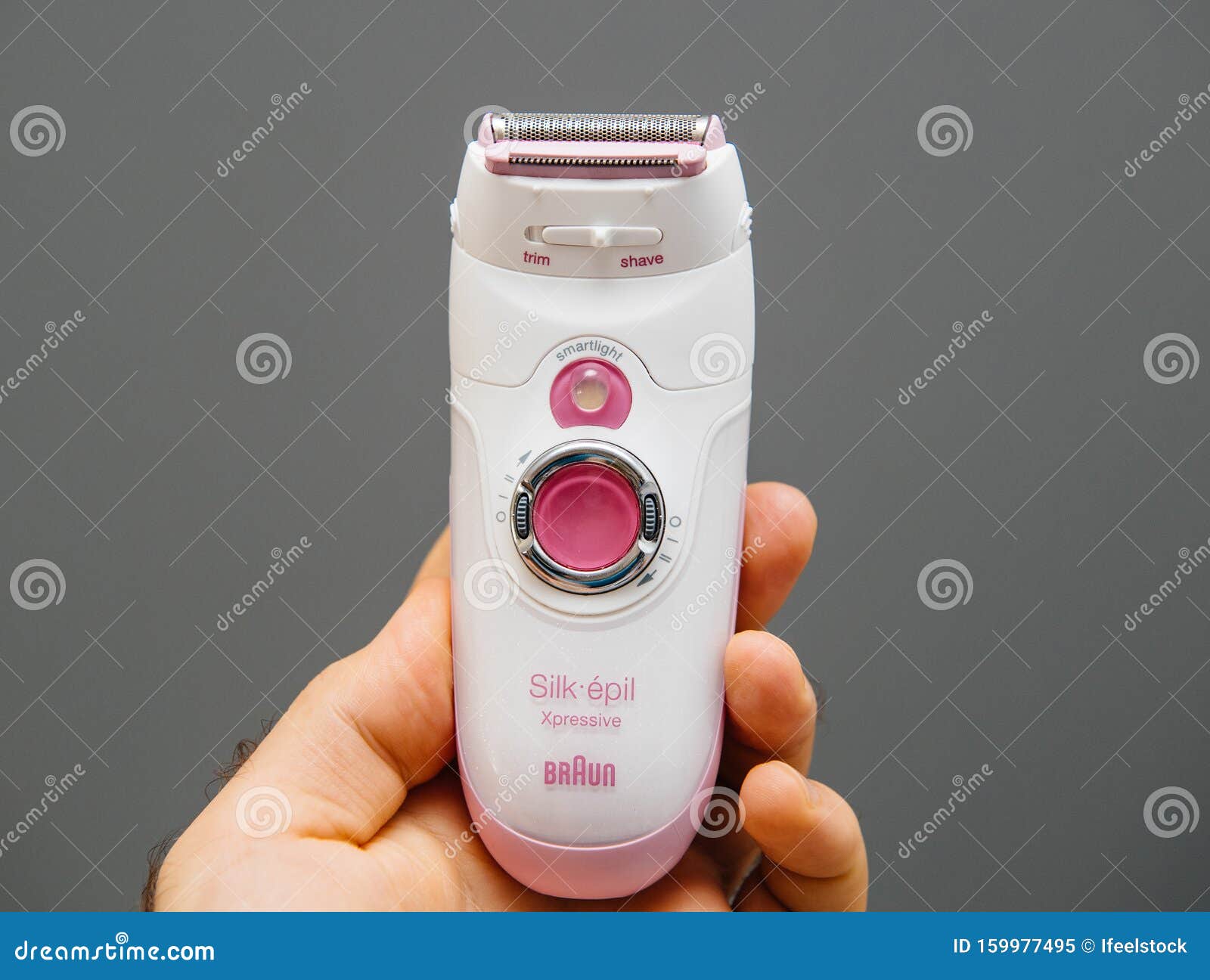 Hand Holding New Braun Silk Epil Xpressive Women Shaver Epilator Editorial  Image - Image of epilator, electricity: 159977495