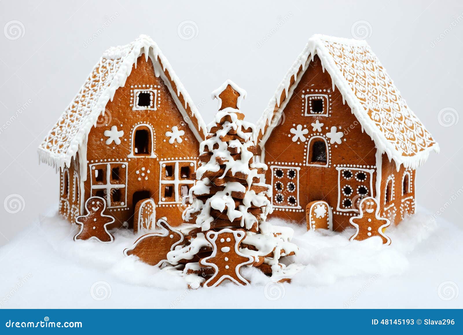 the hand-made eatable gingerbread houses
