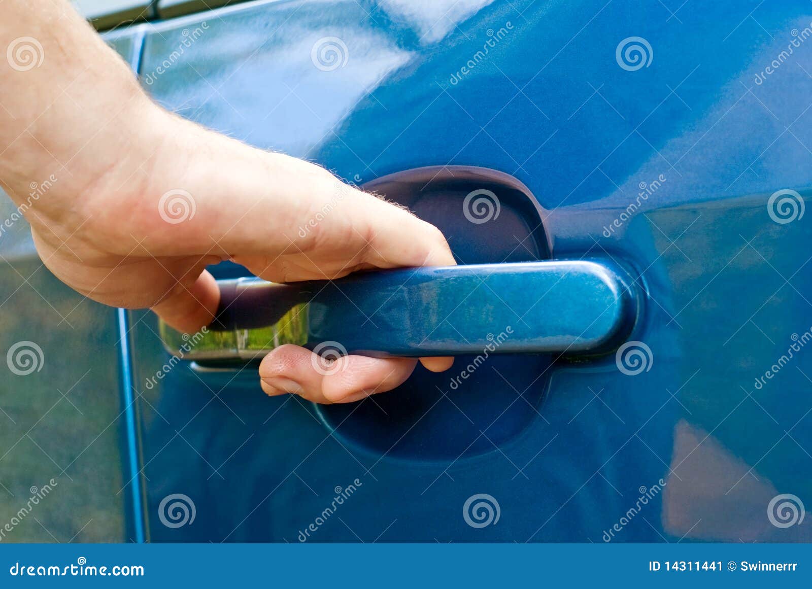 Hand opening car door stock image. Image of driving, success 14311441