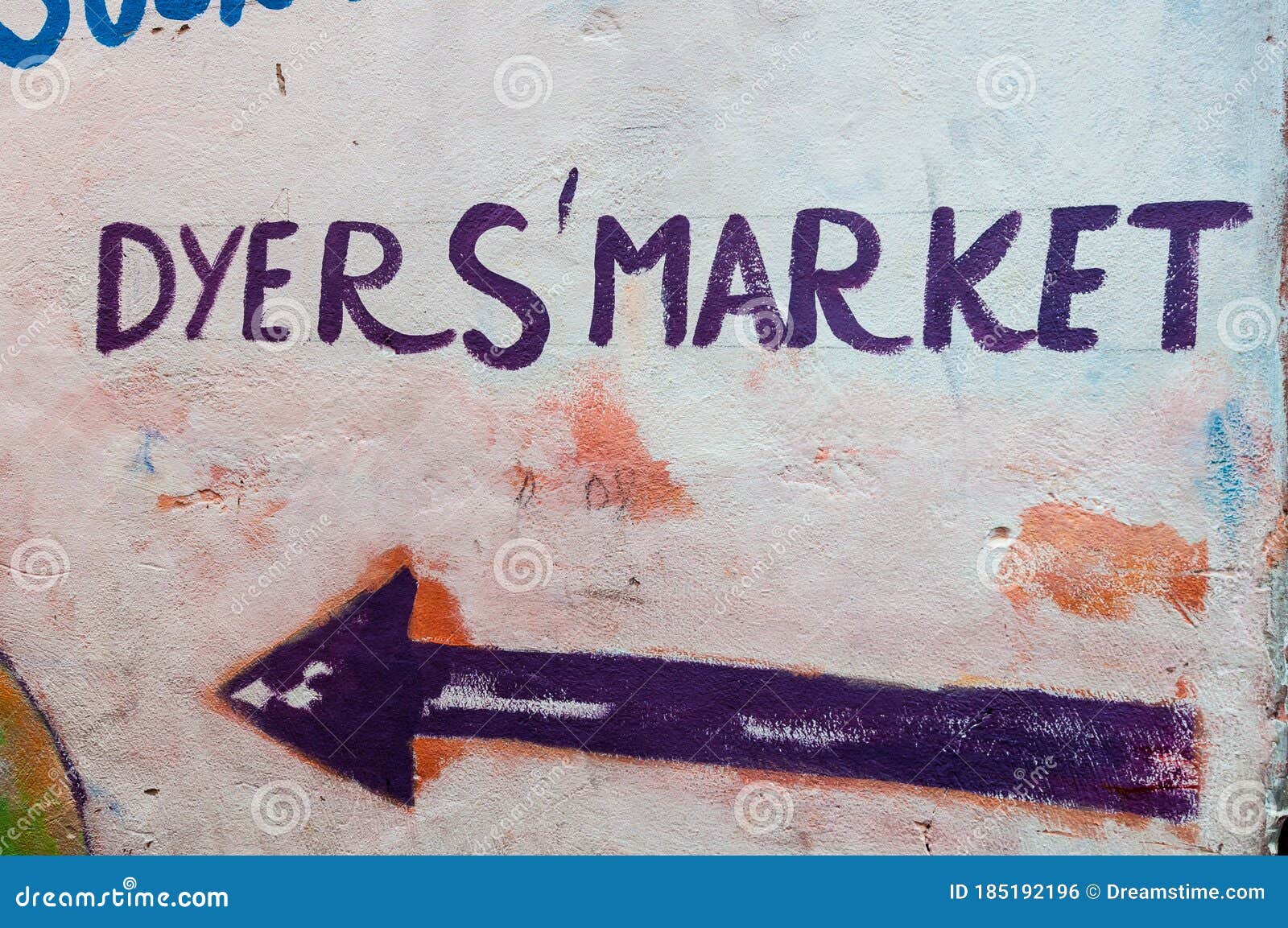 dyers market painted sign in marrakech.