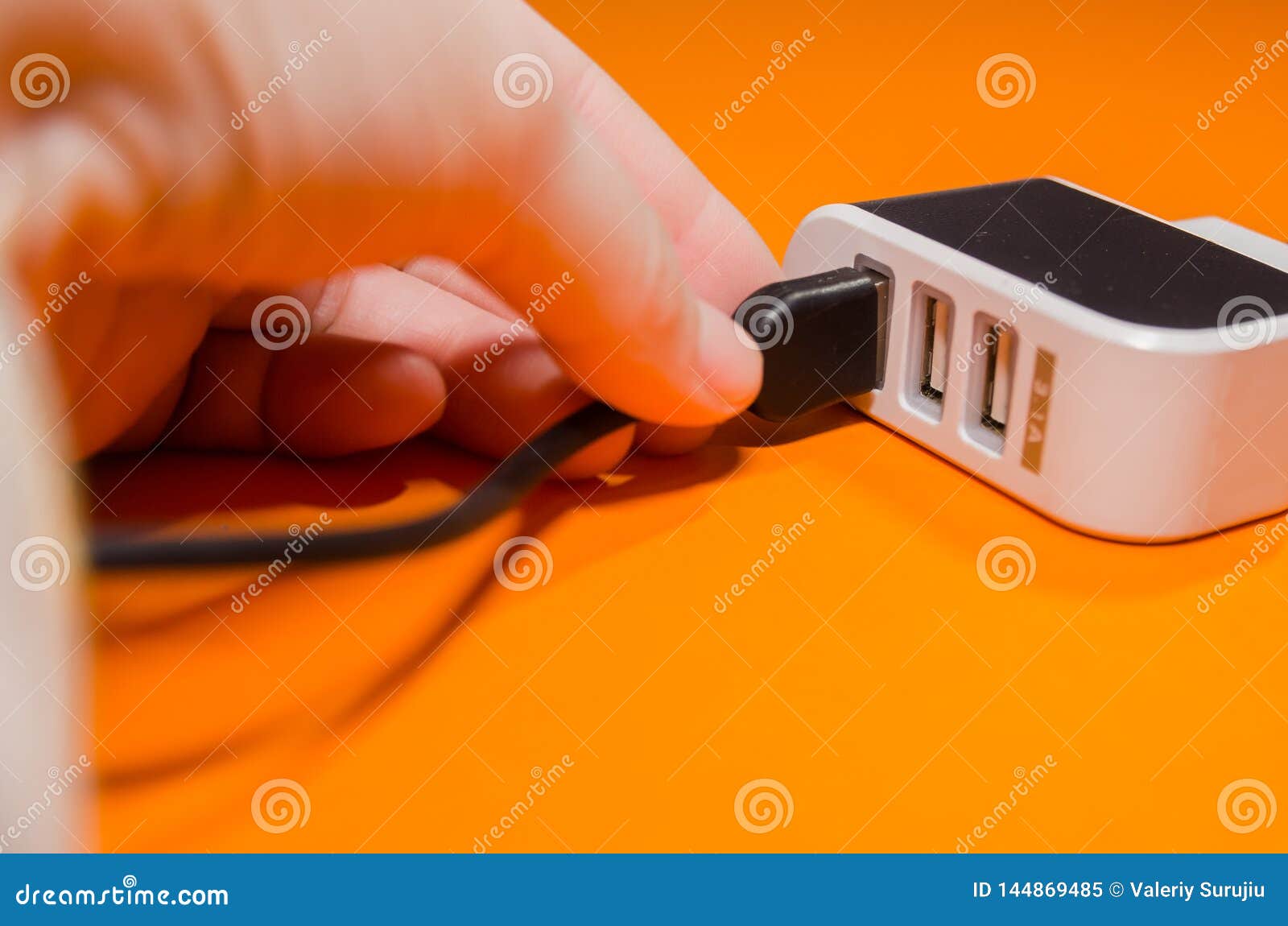 pluging cable into a adapter