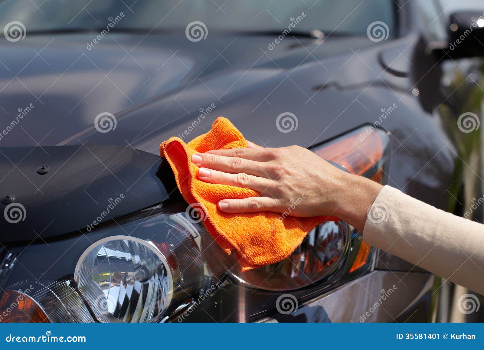 Hand polishing car. stock image. Image of shine, cleaning 35581401