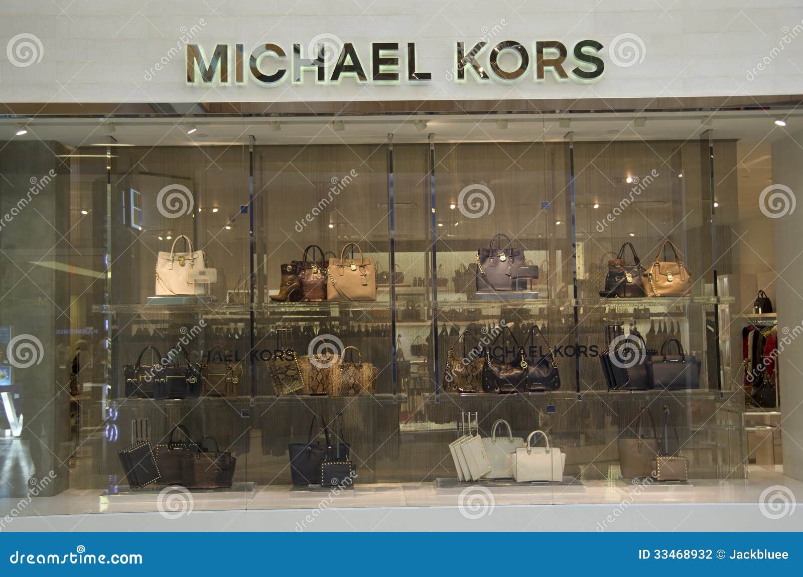 Handbag store editorial photography. Image of mall, window 33468932