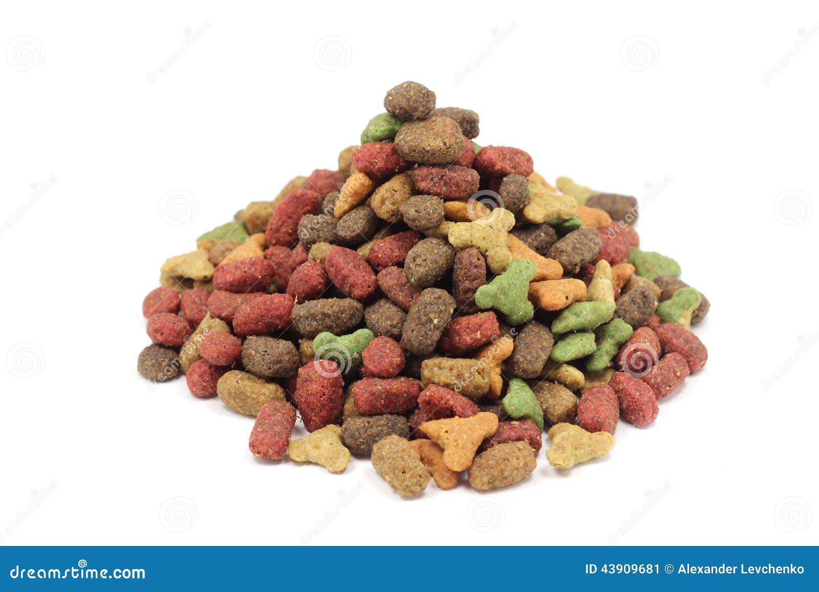 A handful of pet food stock image. Image of grains, healthy 43909681