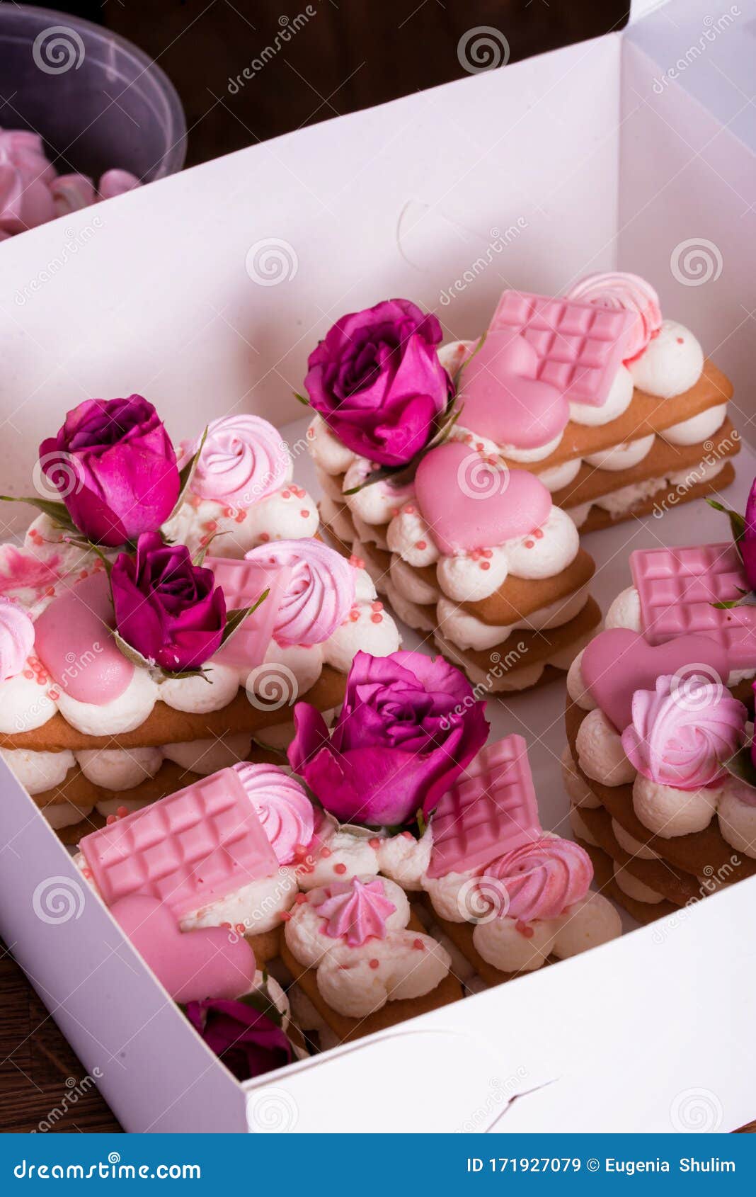 The Hands of the Confectioner with a Delicate and Delicious Cake of Letters  Stock Image - Image of food, celebration: 171927079