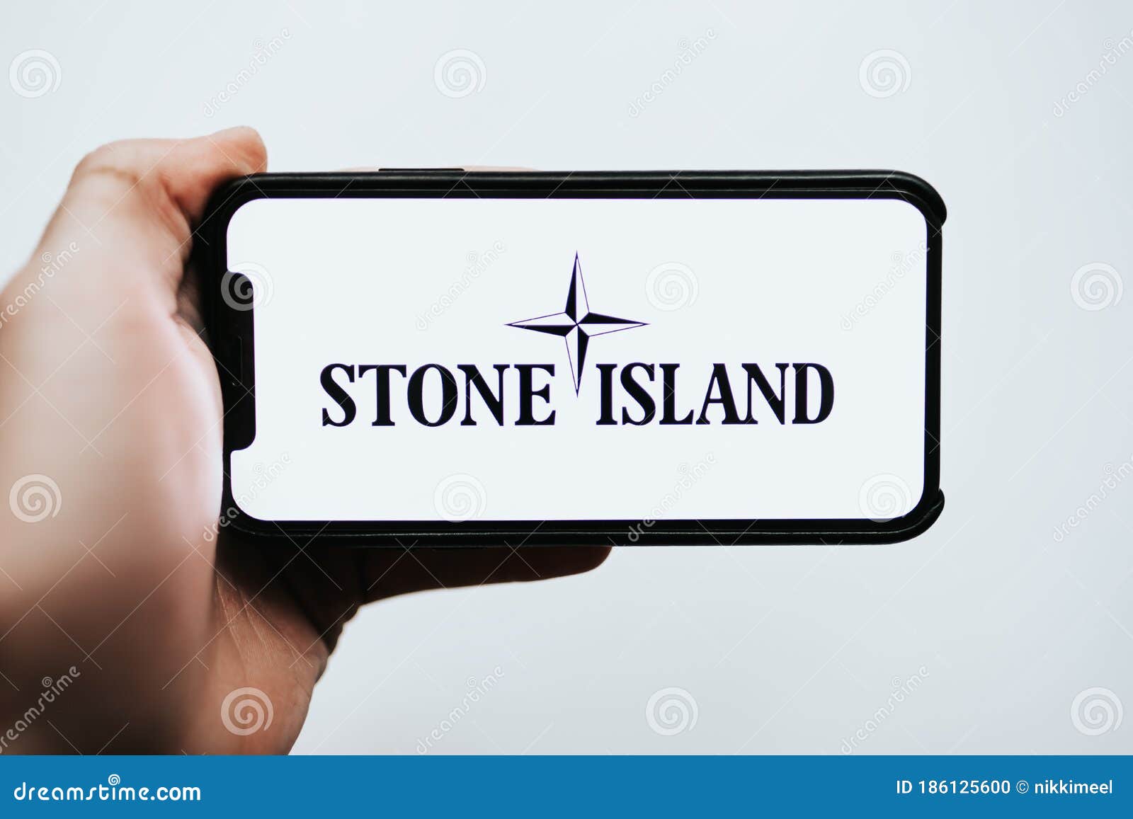 236 Stone Island Logo Stock Photos - Free & Royalty-Free Stock Photos from  Dreamstime