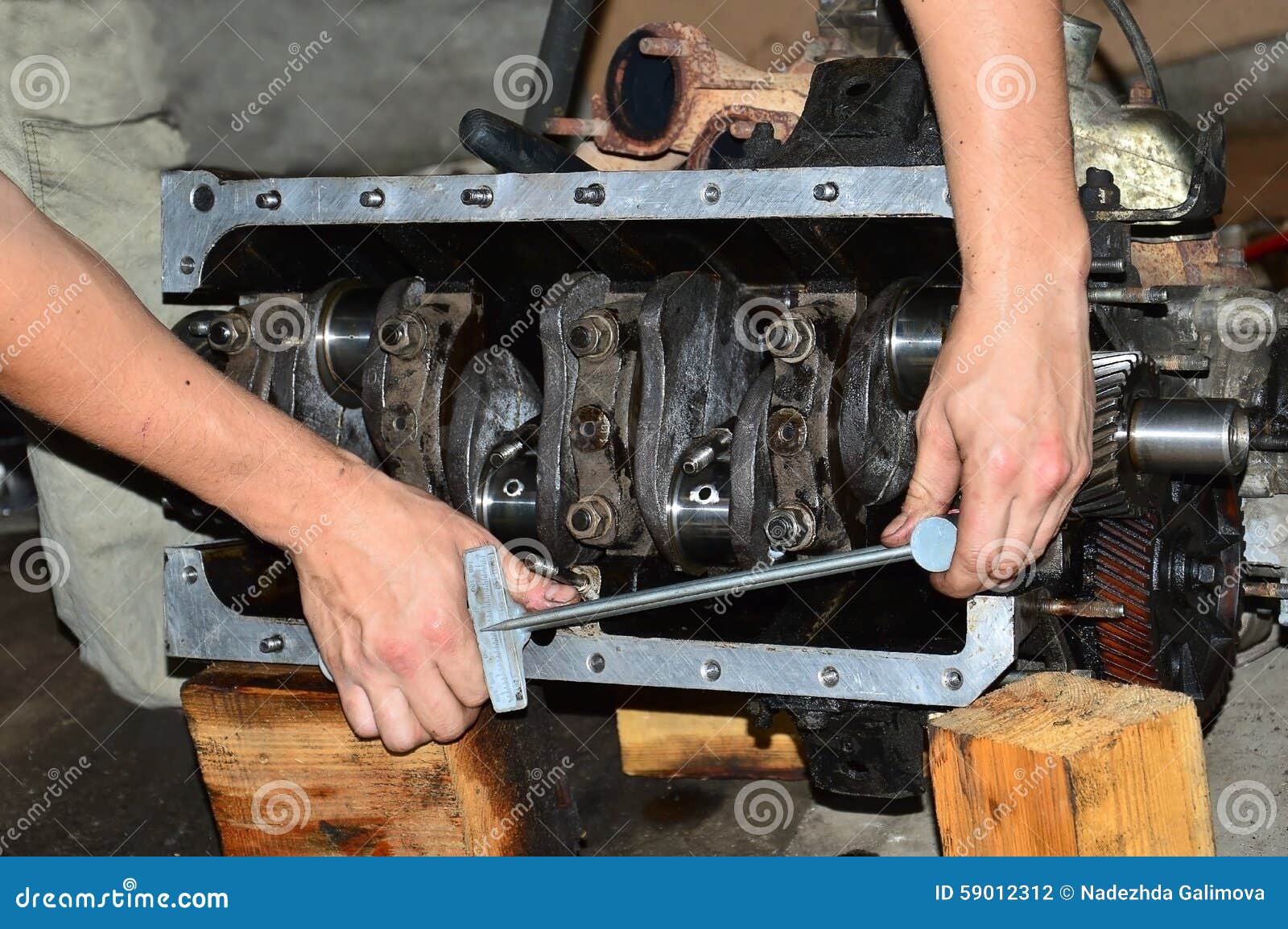 Engine torque wrench deals