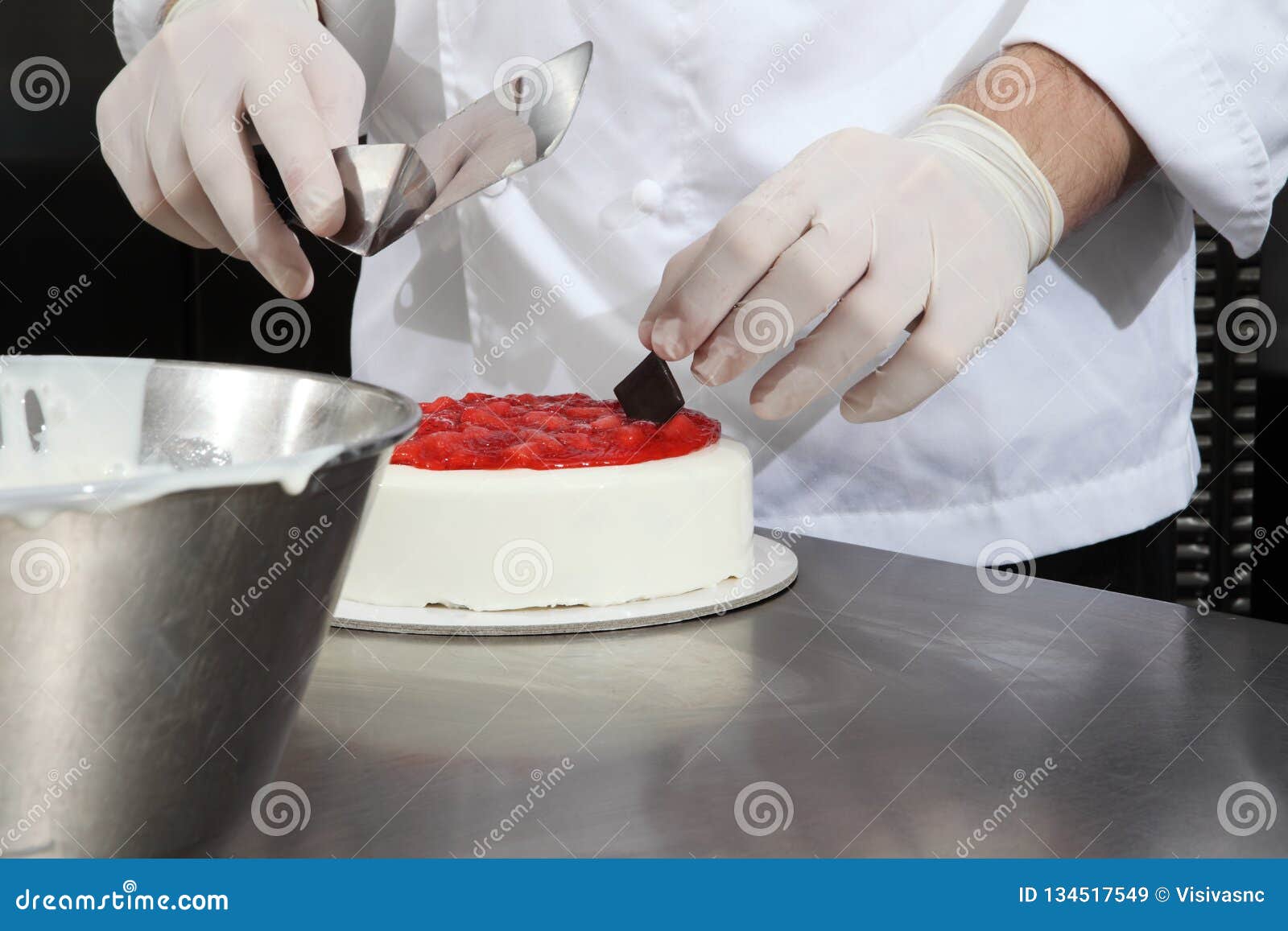 Hands Pastry Chef Prepares a Cake, Cover with Icing and Decorate ...
