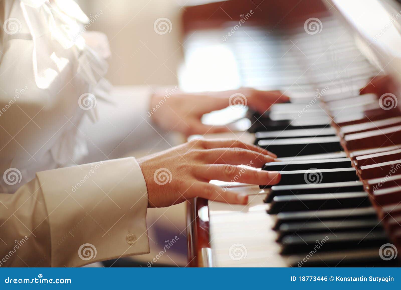 Hands playing piano stock photo. Image of keyboard, button - 18773446