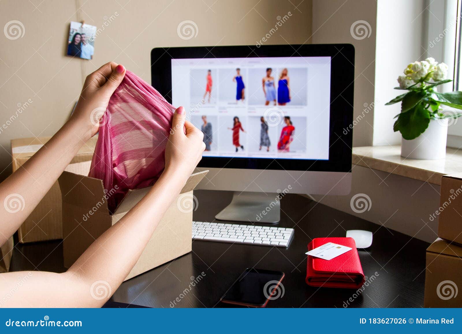 take a picture of computer screen take a picture of computer screen