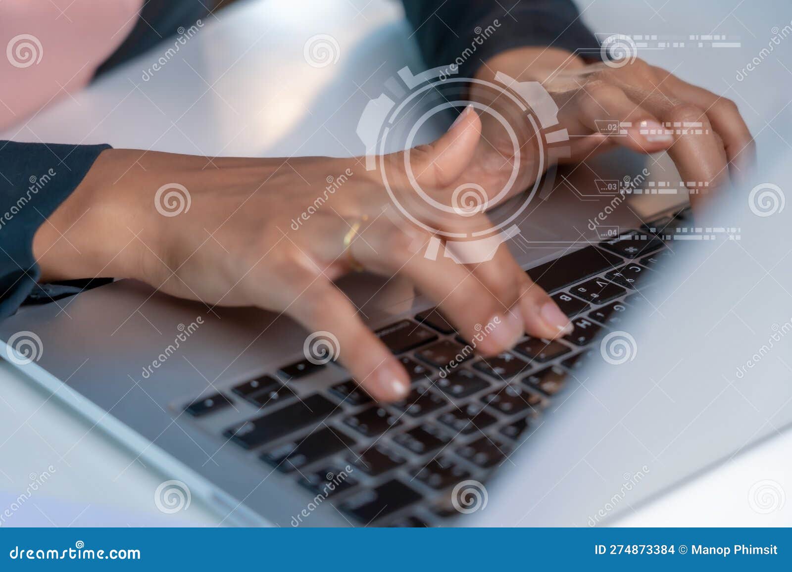 hands typing on keybord