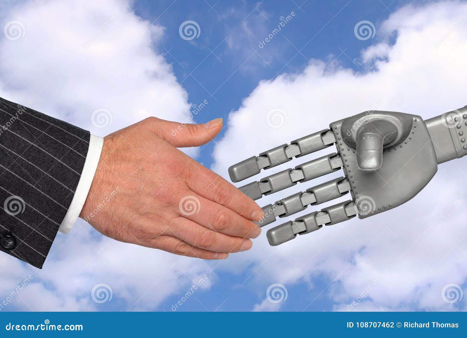 Handskakning för möteteknologirobot. Handskakning mellan en affärsman och en robotic hand, ett möte med teknologibegrepp