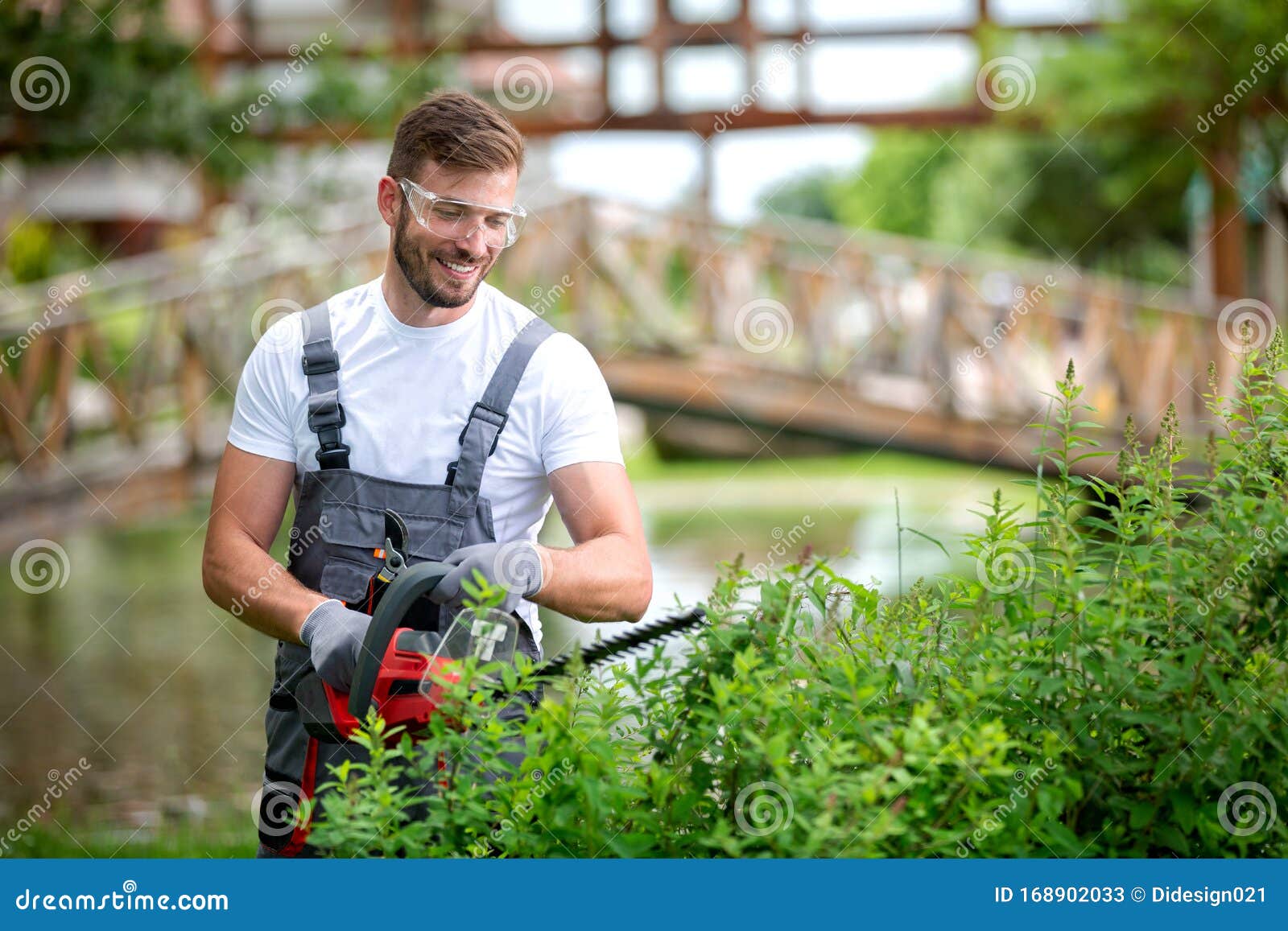 465 Gardening Outfit Stock Photos - Free & Royalty-Free Stock Photos from  Dreamstime