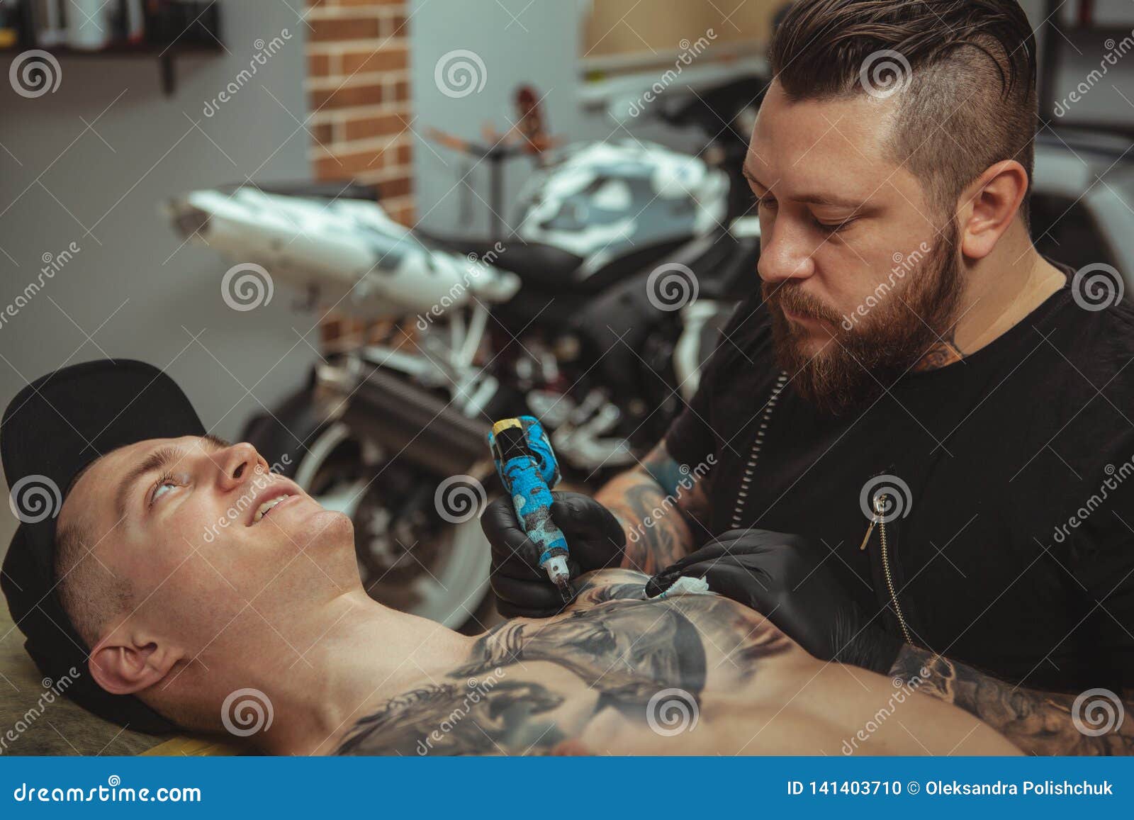 Tattoo männer kennenlernen