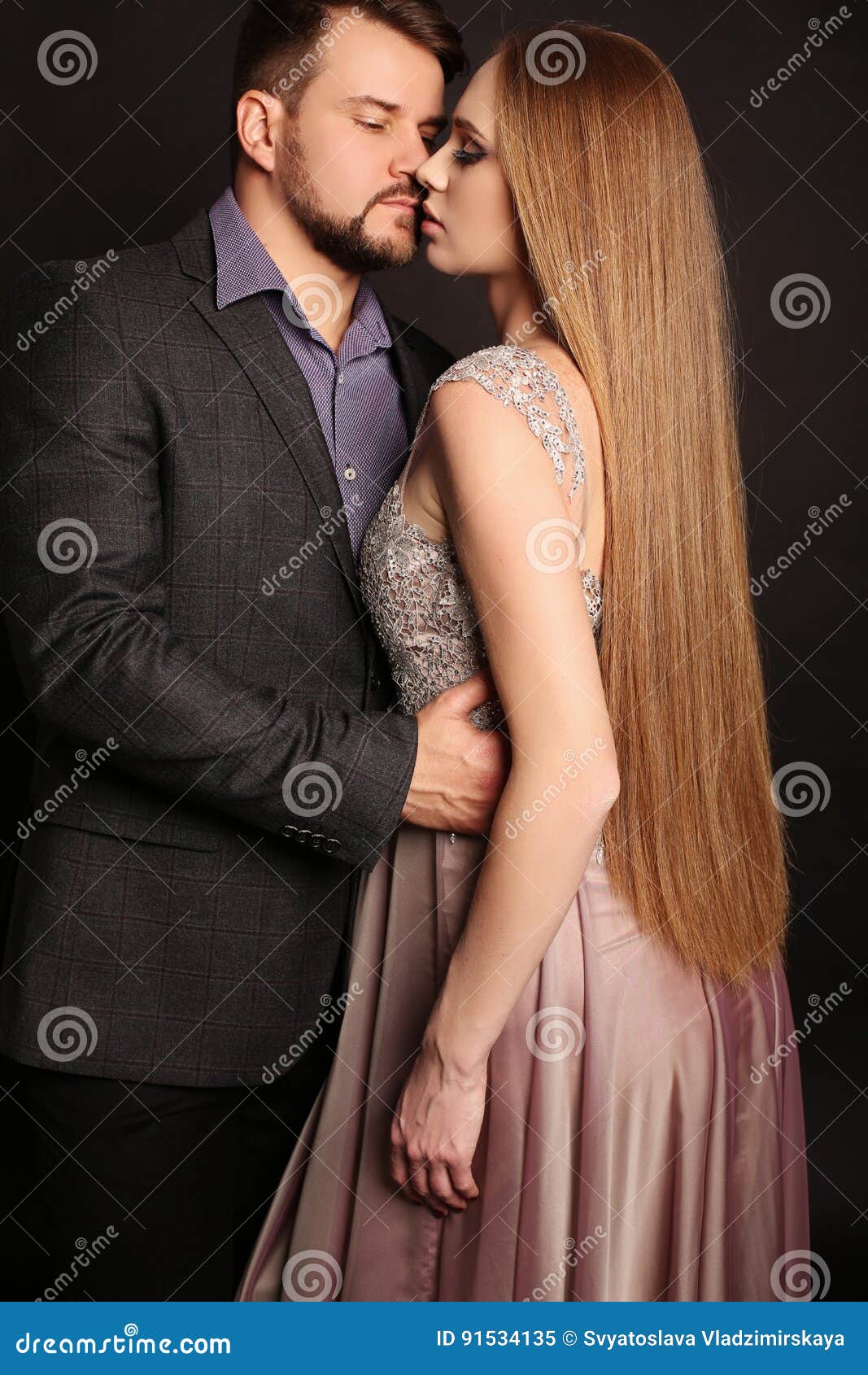 Handsome Man Posing With Gorgeous Pregnant Woman Stock ...