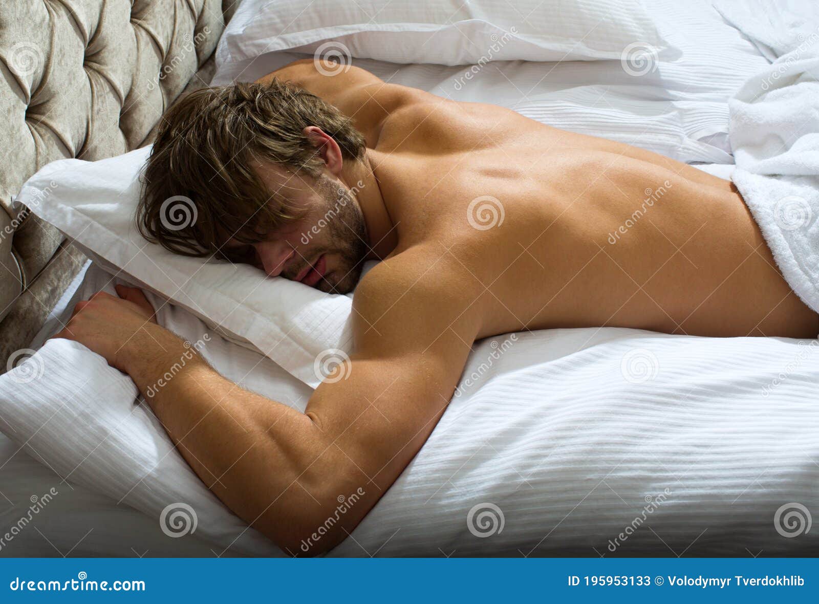 Boys Sleeping Naked Pics Eric Villency Dating