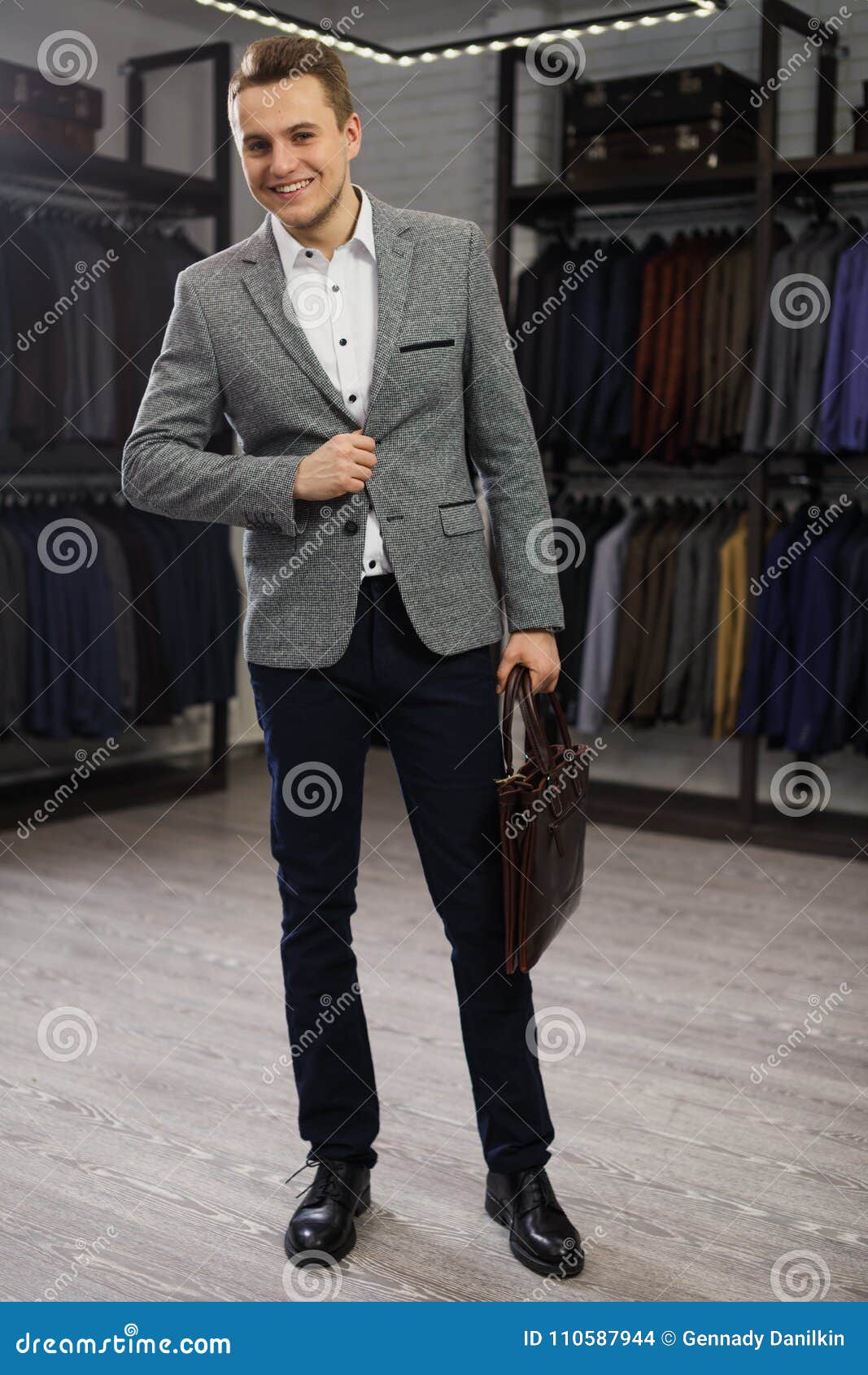 Buy Men Classic Suits Black 2 Piece Slim Fit Elegant Suits Men Designer  Suits Wedding Wear Groom Wear Suits Bespoke for Men Online in India - Etsy