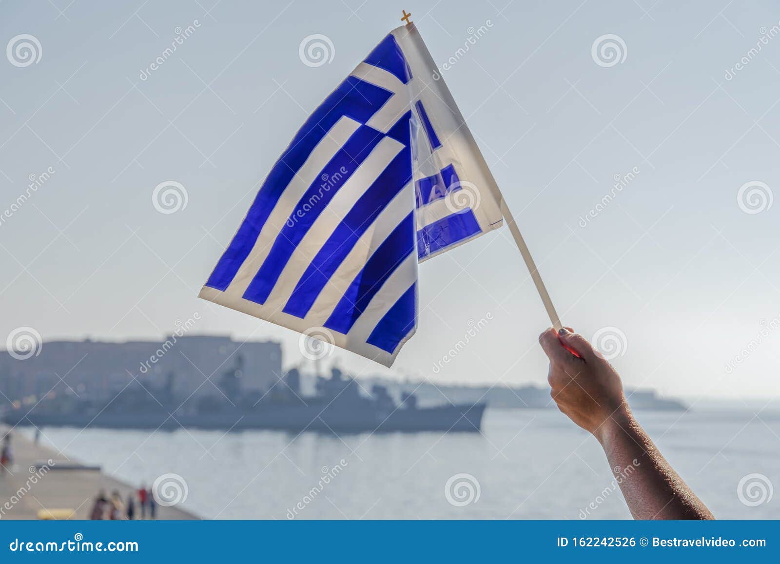 Handwinkende Griechische Flagge in Der Luft Für Eine Nationale