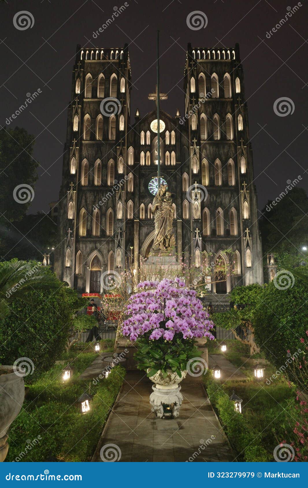 hanoi, vietnam - 7 feb, 2024: evening view of the st joseph cathedral, in hanoi, vietnam