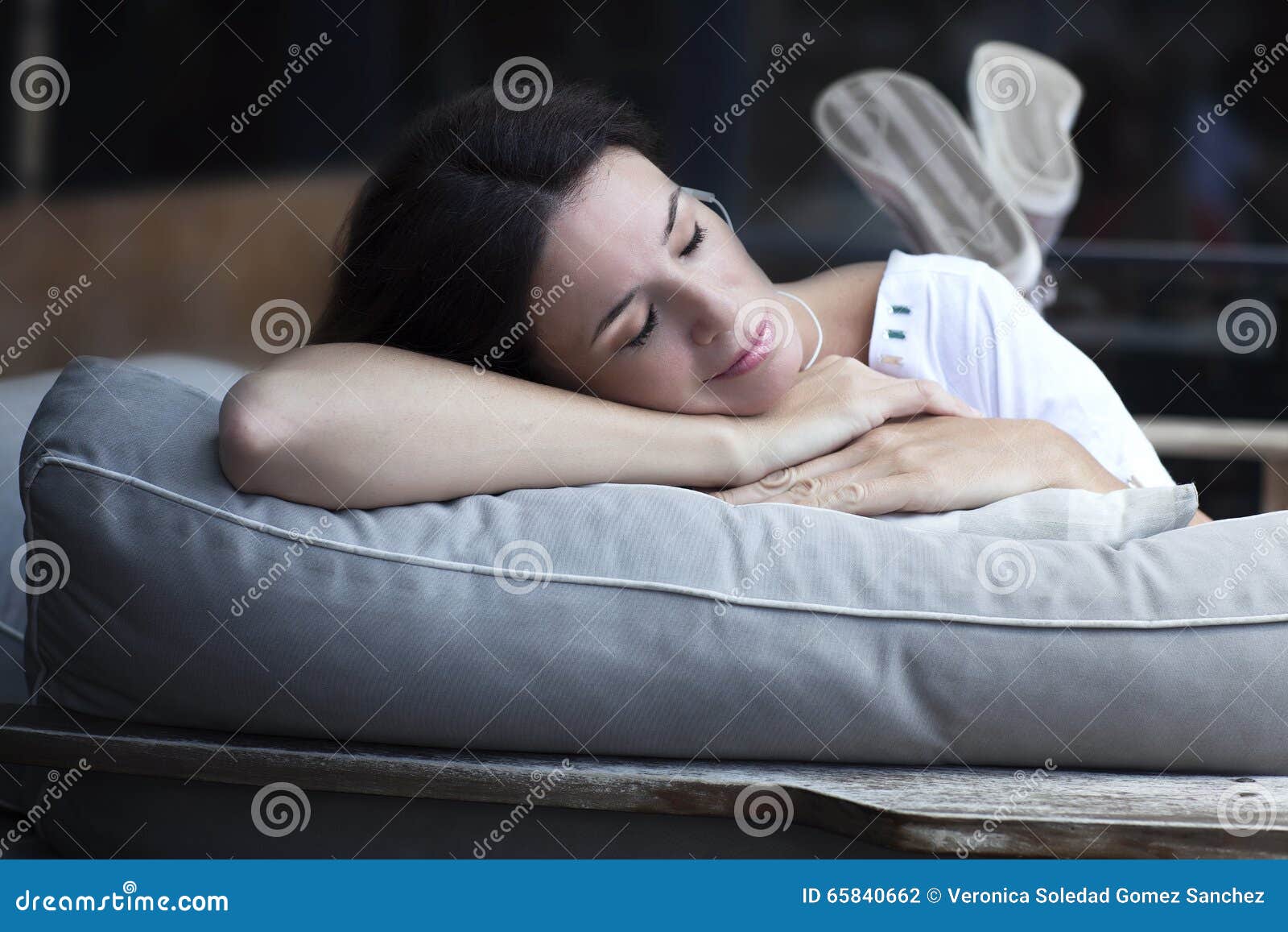 Adult Sleeping Images Download 42 701 Royalty Free