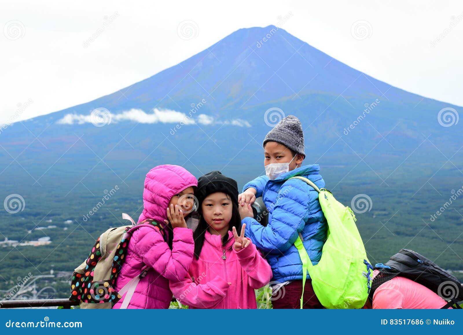 happy asian children at kachi kachi ropeway