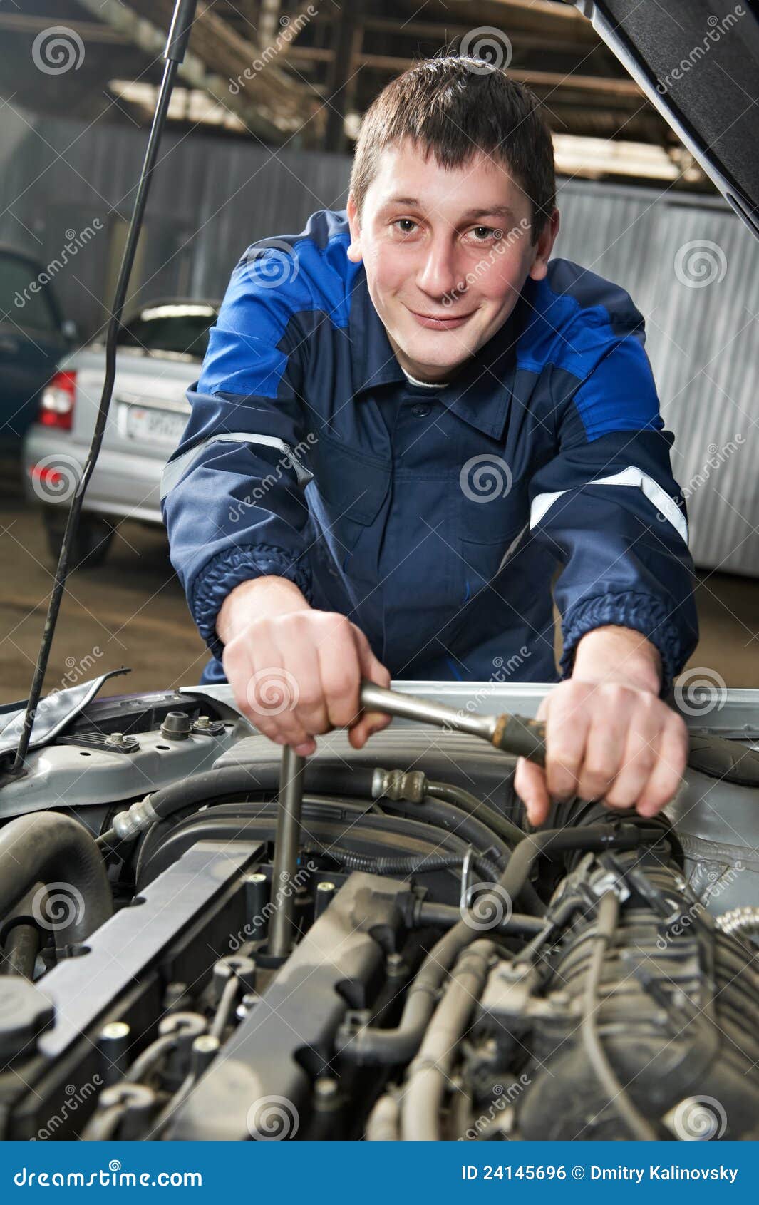 mechanic z At Royalty With Mechanic Automotive Free Work Happy Wrench mechanic z At Royalty With Mechanic Automotive Free Work Happy Wrench