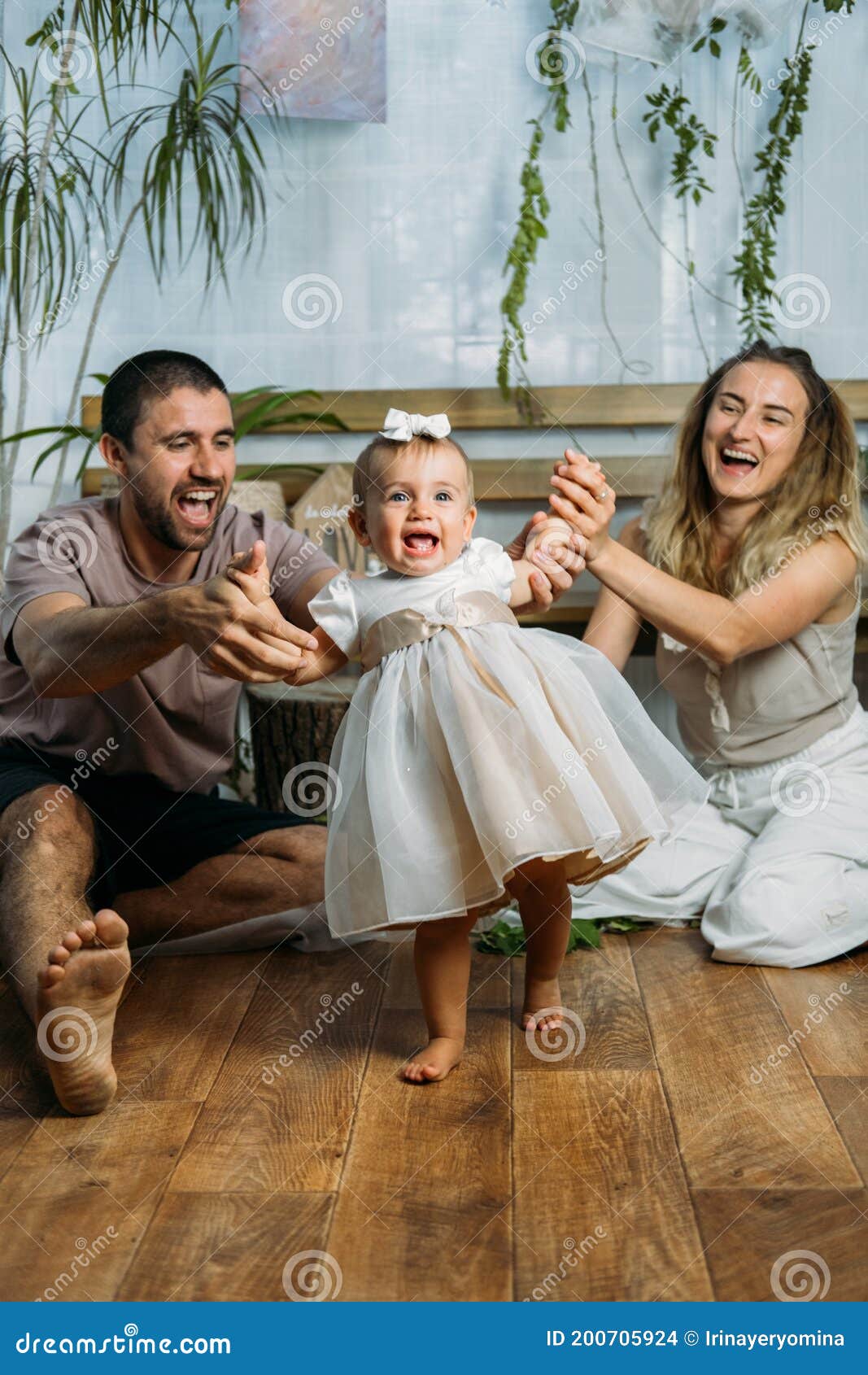Happy Family Celebrating First Birthday of Baby Daughter. 1st Birthday Home Party Ideas with Natural Decoration Stock Photo - Image of baby, balloons: 200705924 Happy Family Celebrating First Birthday Of Baby Daughter. 1St Birthday Home Party Ideas With Natural Decoration Stock Photo - Image Of Baby, Balloons: 200705924
