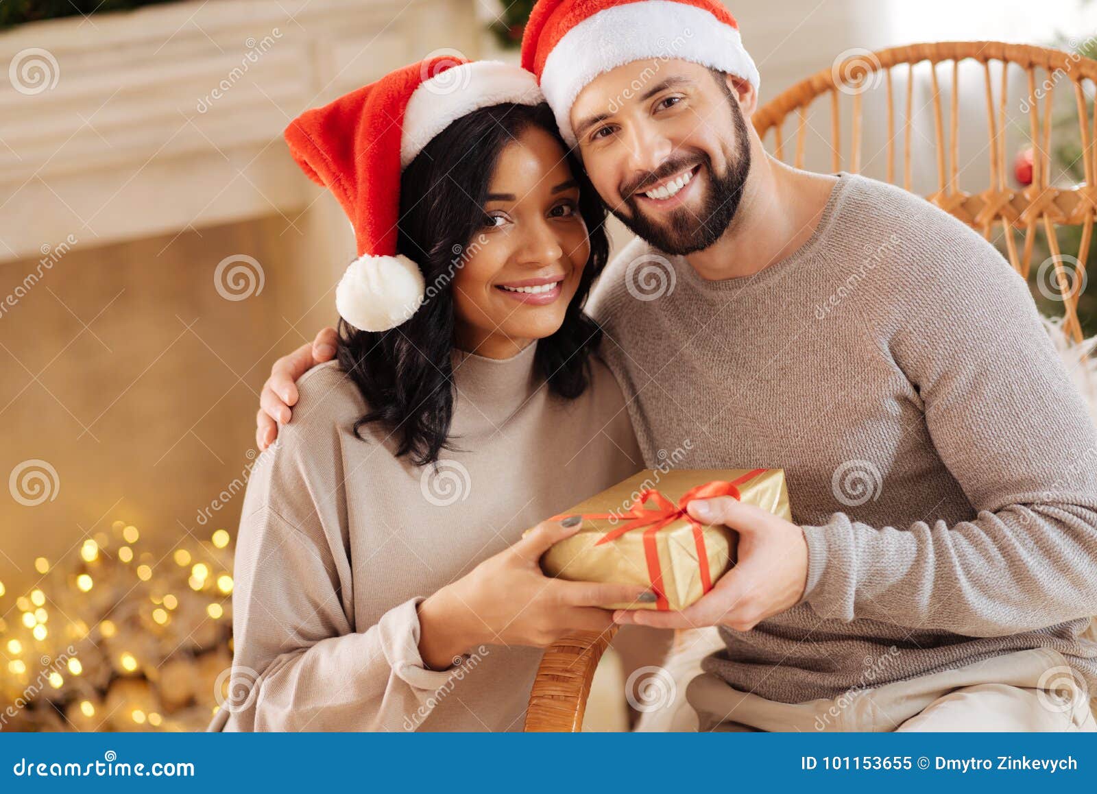 https://thumbs.dreamstime.com/z/happy-international-couple-posing-christmas-present-celebrating-together-beautiful-happy-international-couple-posing-101153655.jpg