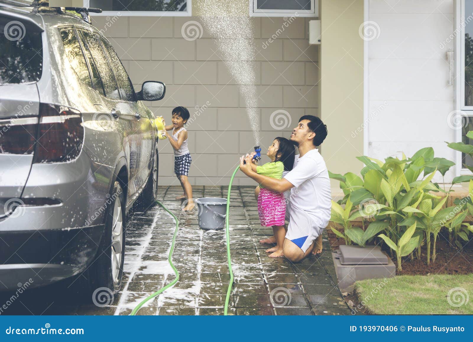 219 Kids Car Wash Stock Photos - Free & Royalty-Free Stock Photos from  Dreamstime