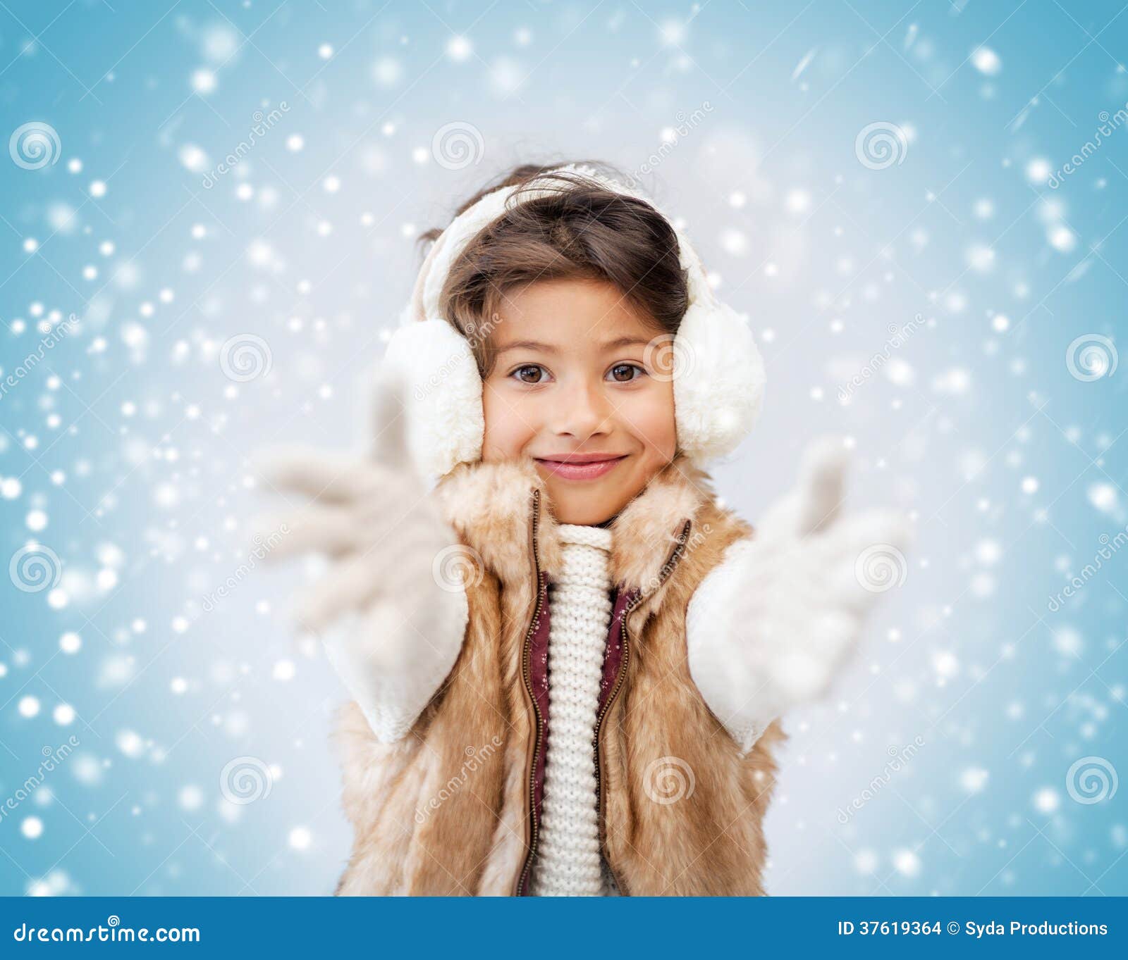 Happy Littl Girl in Winter Clothes Stock Photo - Image of child, beauty ...